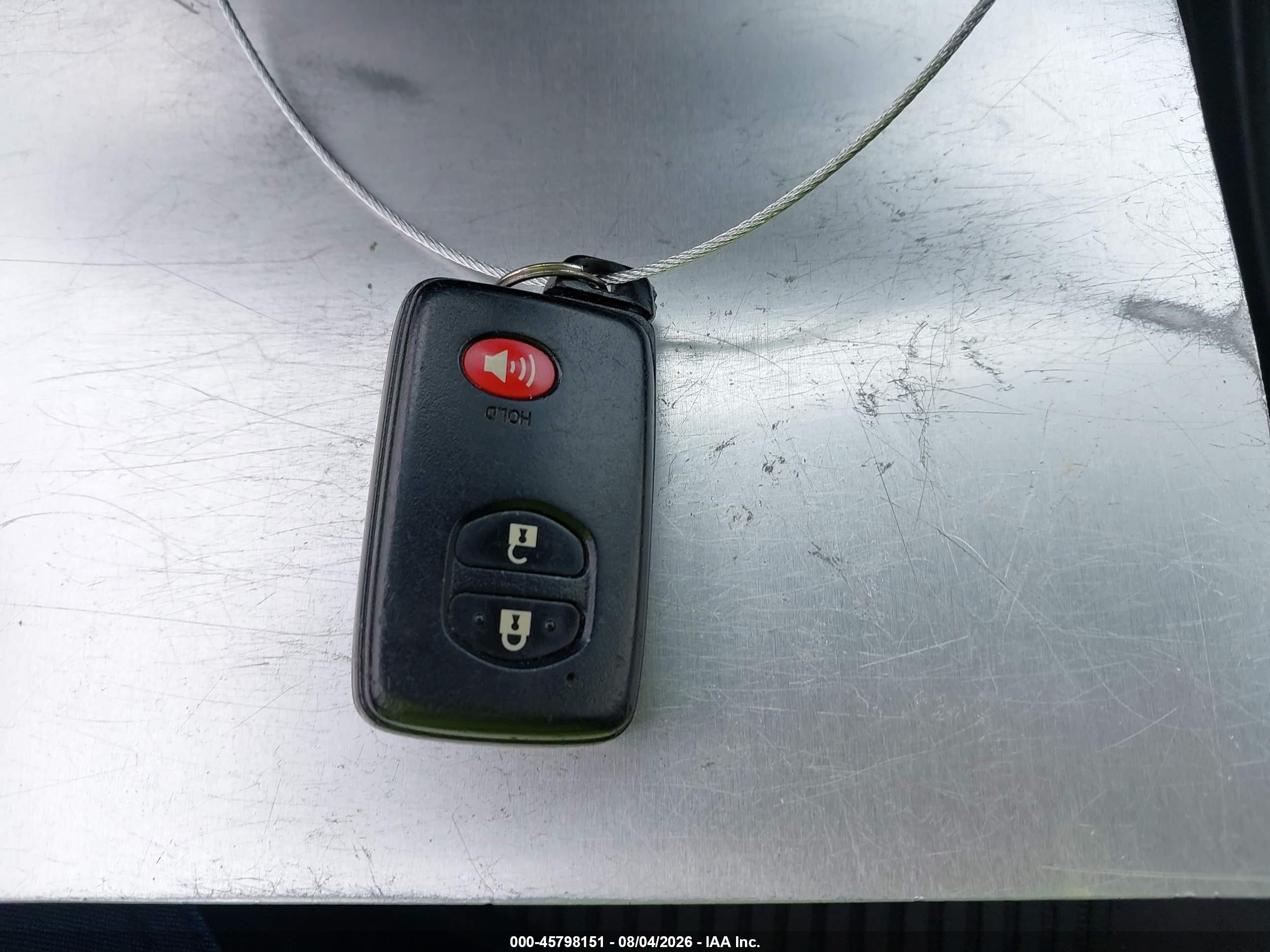 2015 Toyota Prius V Three White vin: JTDZN3EU2FJ022414