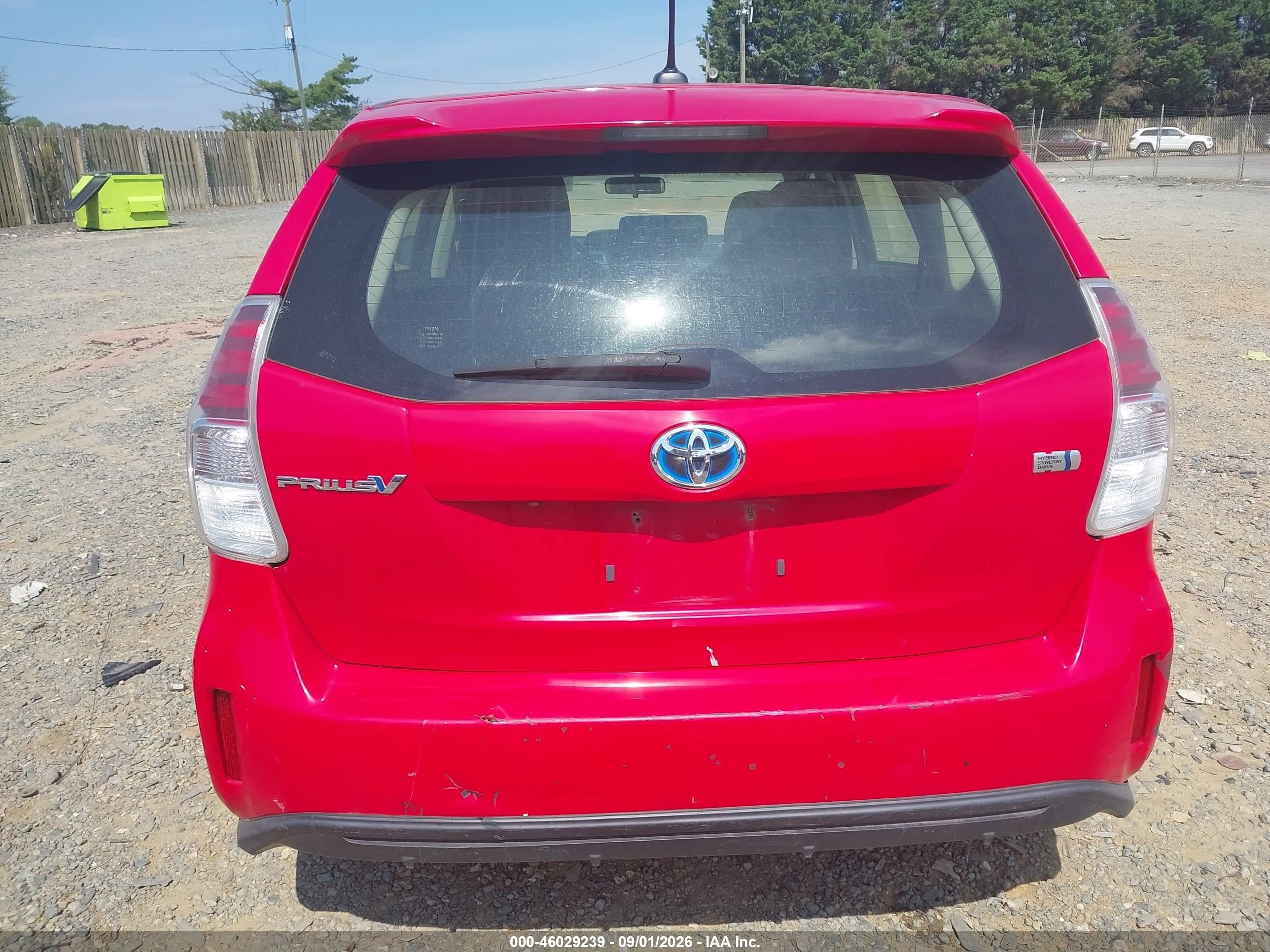 2015 Toyota Prius V Three Red vin: JTDZN3EU2FJ024650