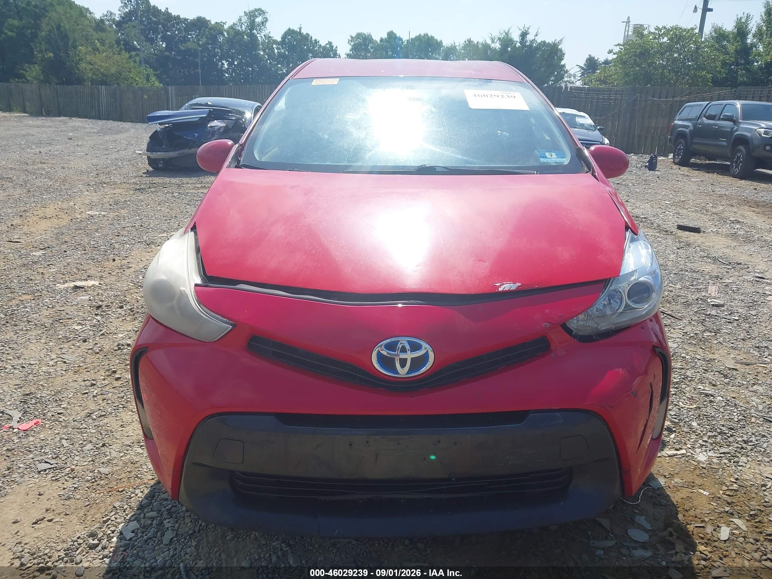 2015 Toyota Prius V Three Red vin: JTDZN3EU2FJ024650