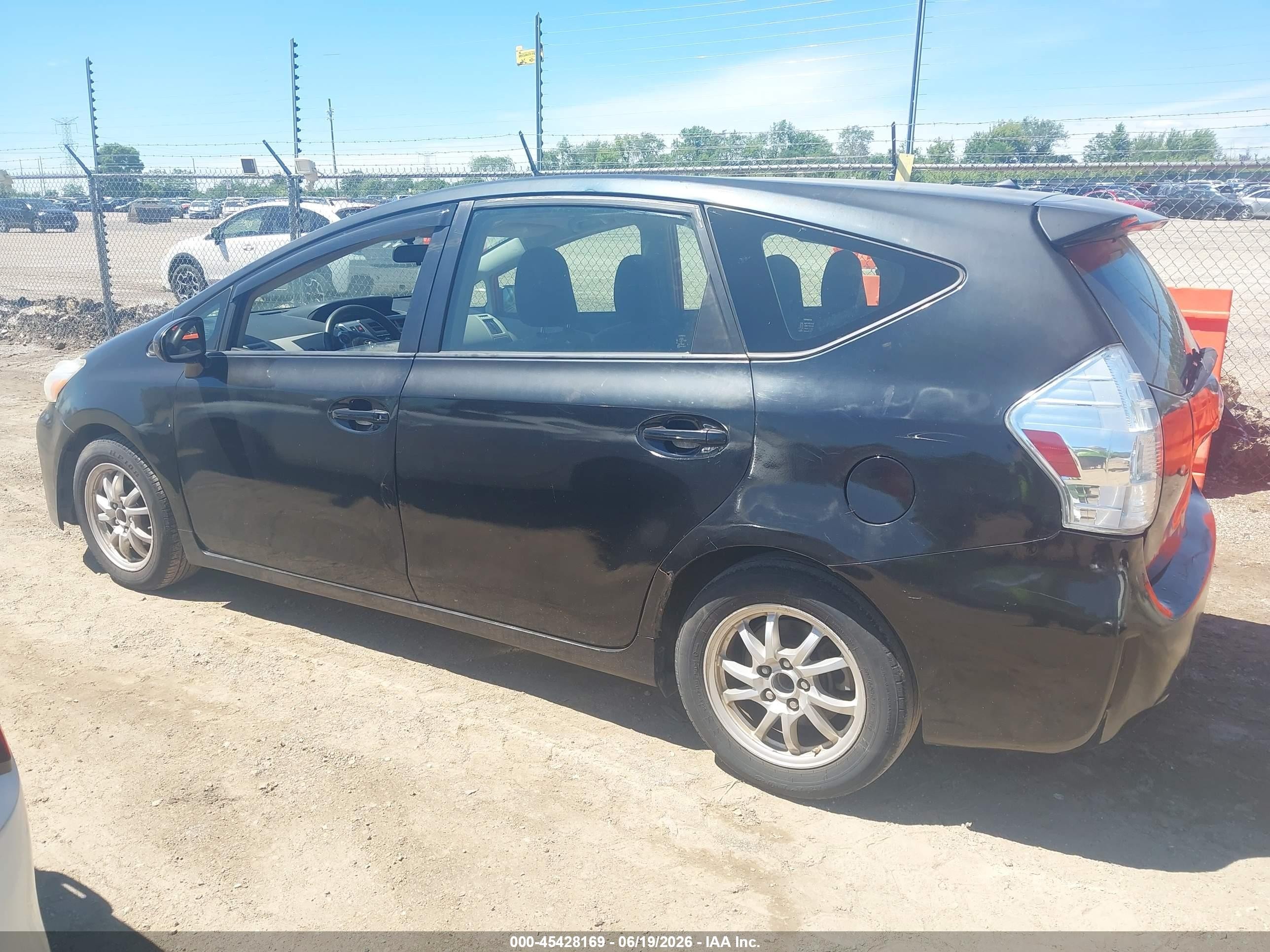 2015 Toyota Prius V Two Black vin: JTDZN3EU2FJ033414