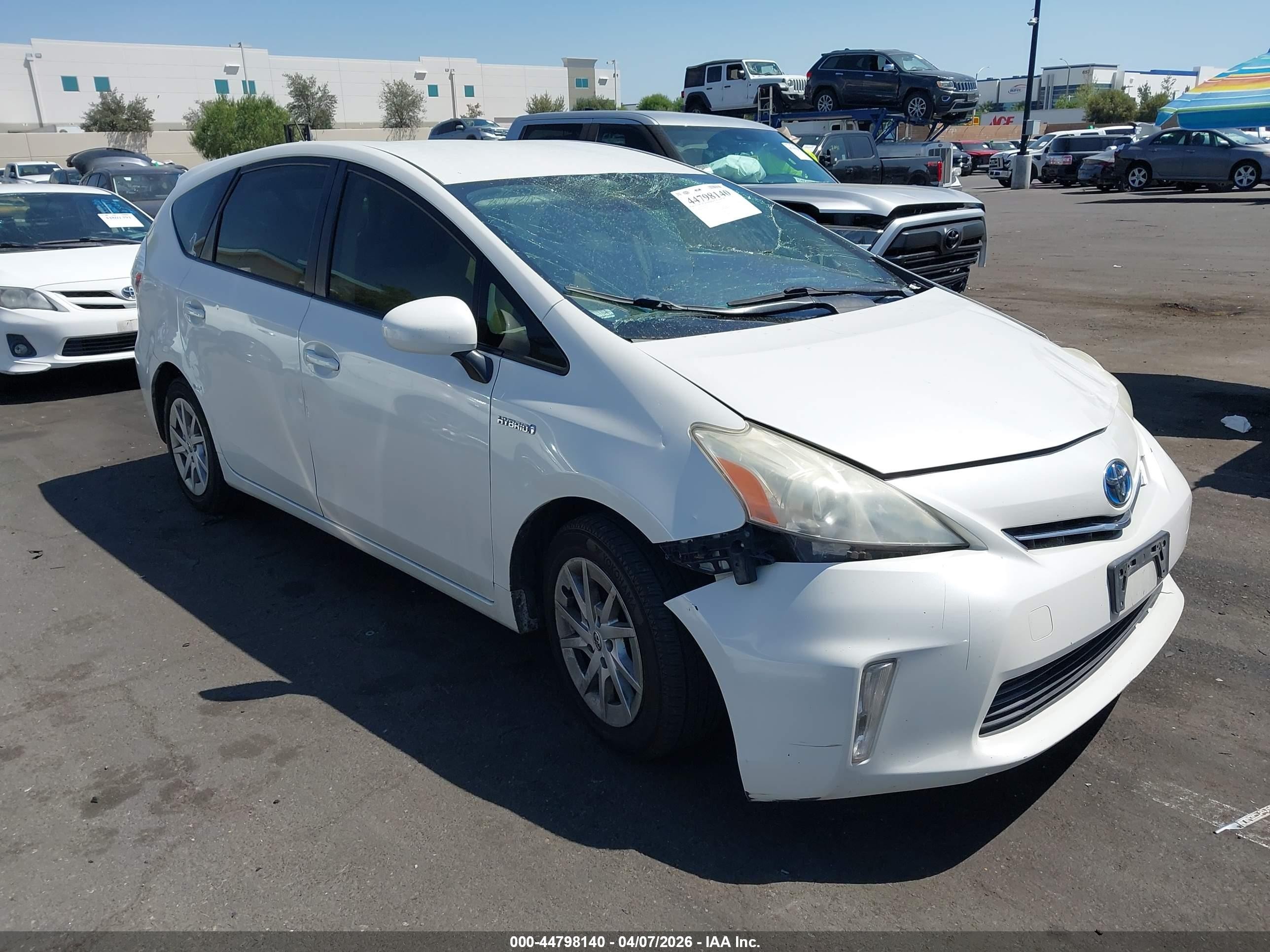 2012 Toyota Prius V Five/three/two White vin: JTDZN3EU3C3073453
