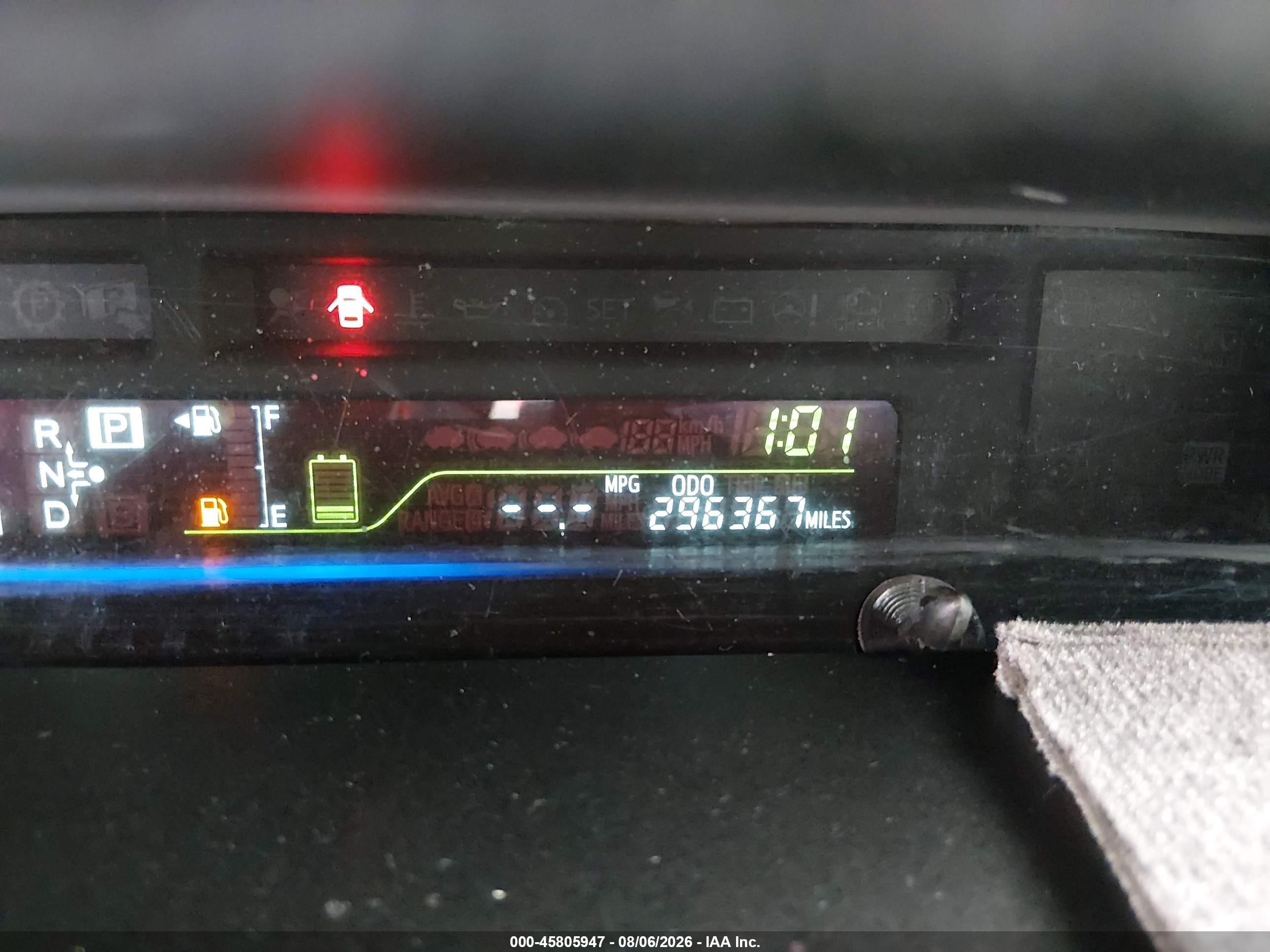 2012 Toyota Prius V Three Silver vin: JTDZN3EU3C3121355