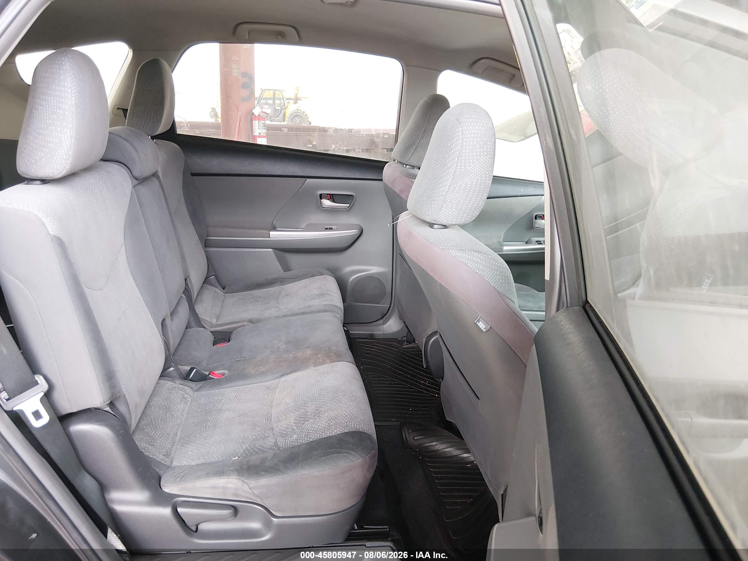 2012 Toyota Prius V Three Silver vin: JTDZN3EU3C3121355