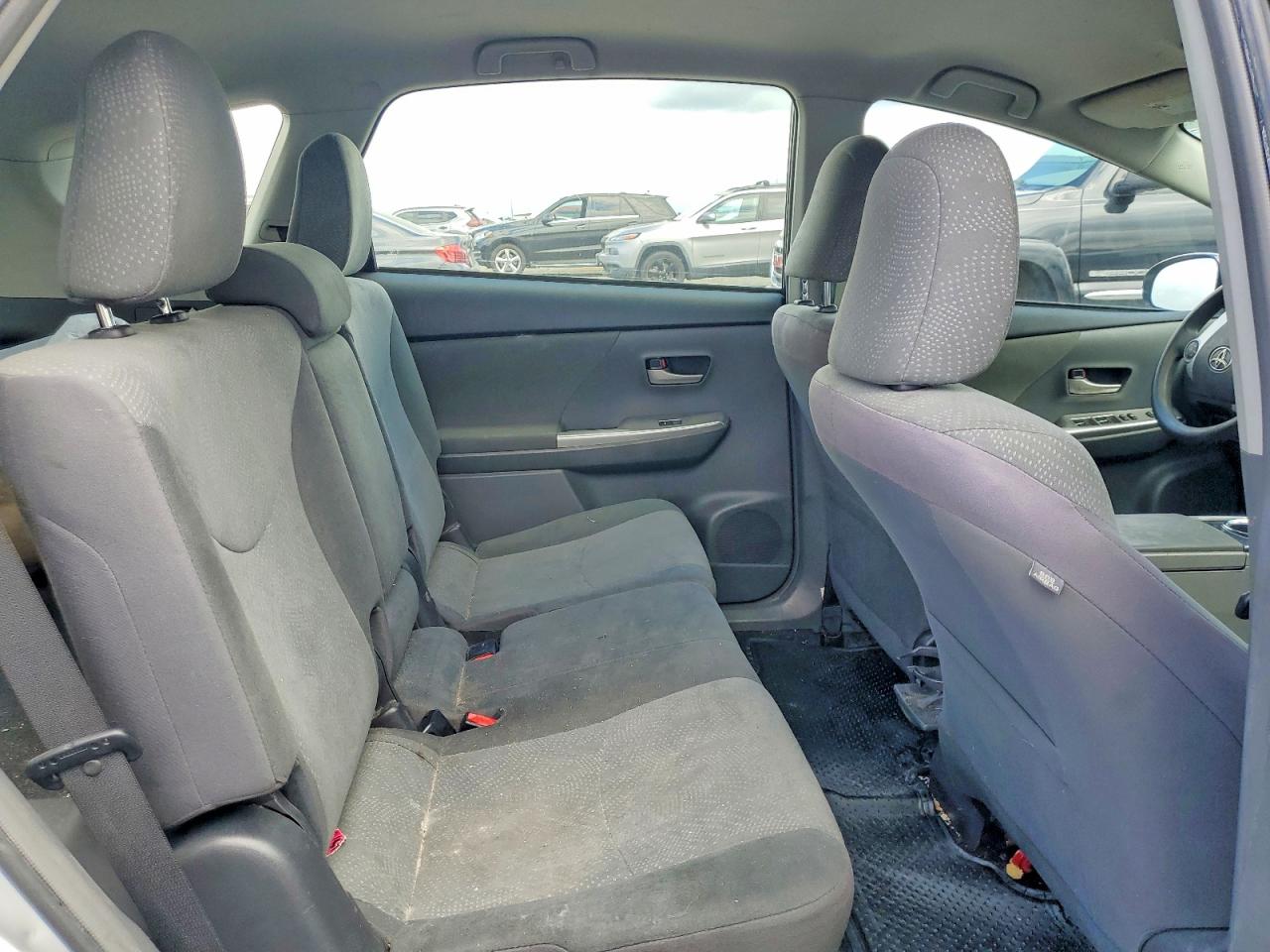 2012 Toyota Prius V Three Silver vin: JTDZN3EU3C3132887