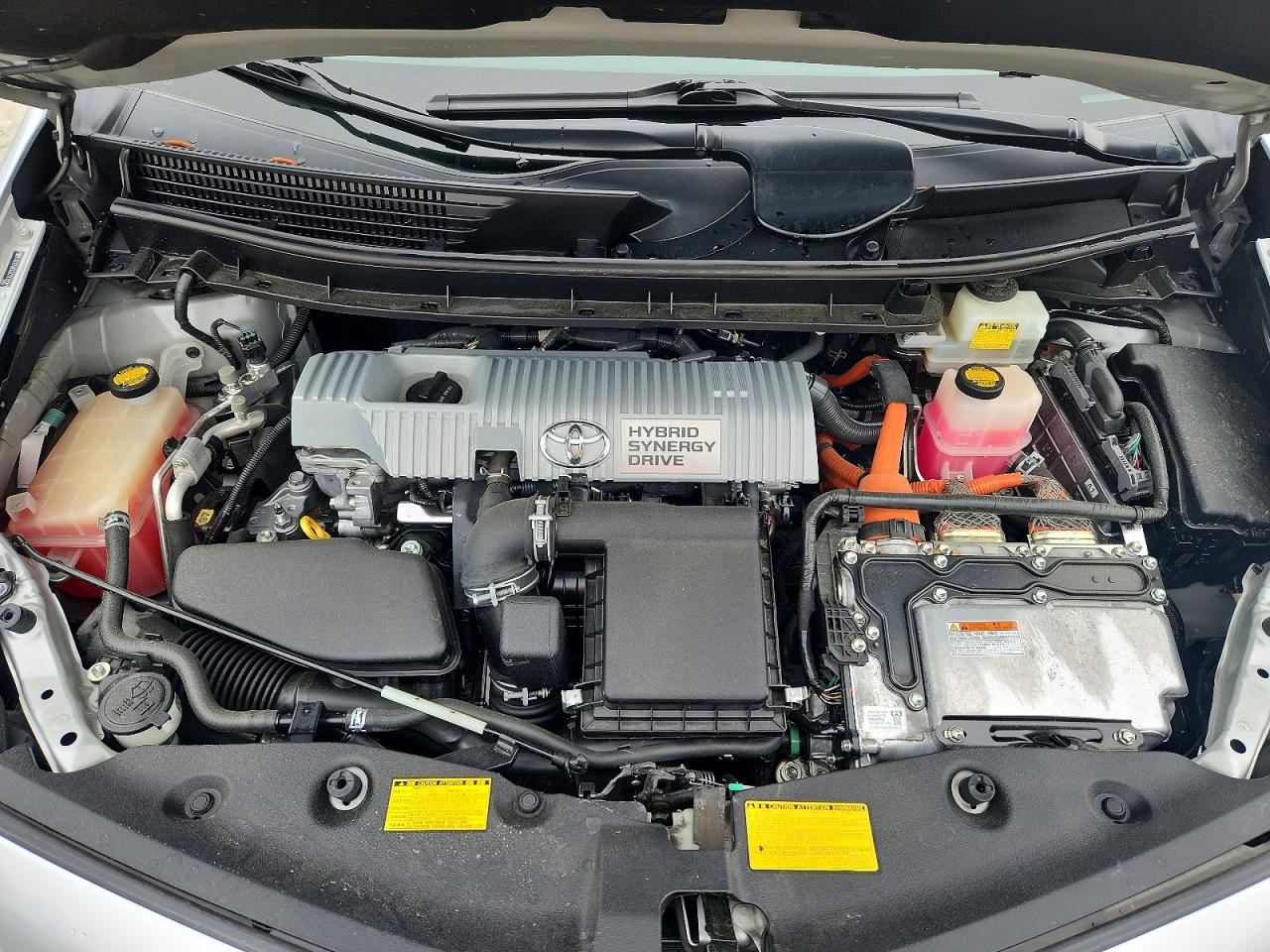 2012 Toyota Prius V Three Silver vin: JTDZN3EU3C3142397