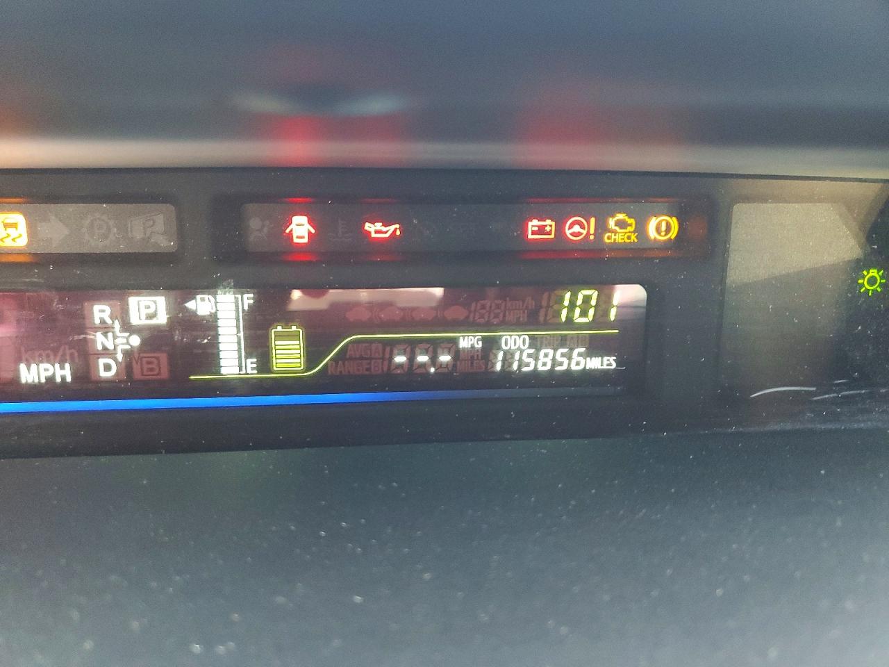 2012 Toyota Prius V Three Silver vin: JTDZN3EU3C3142397