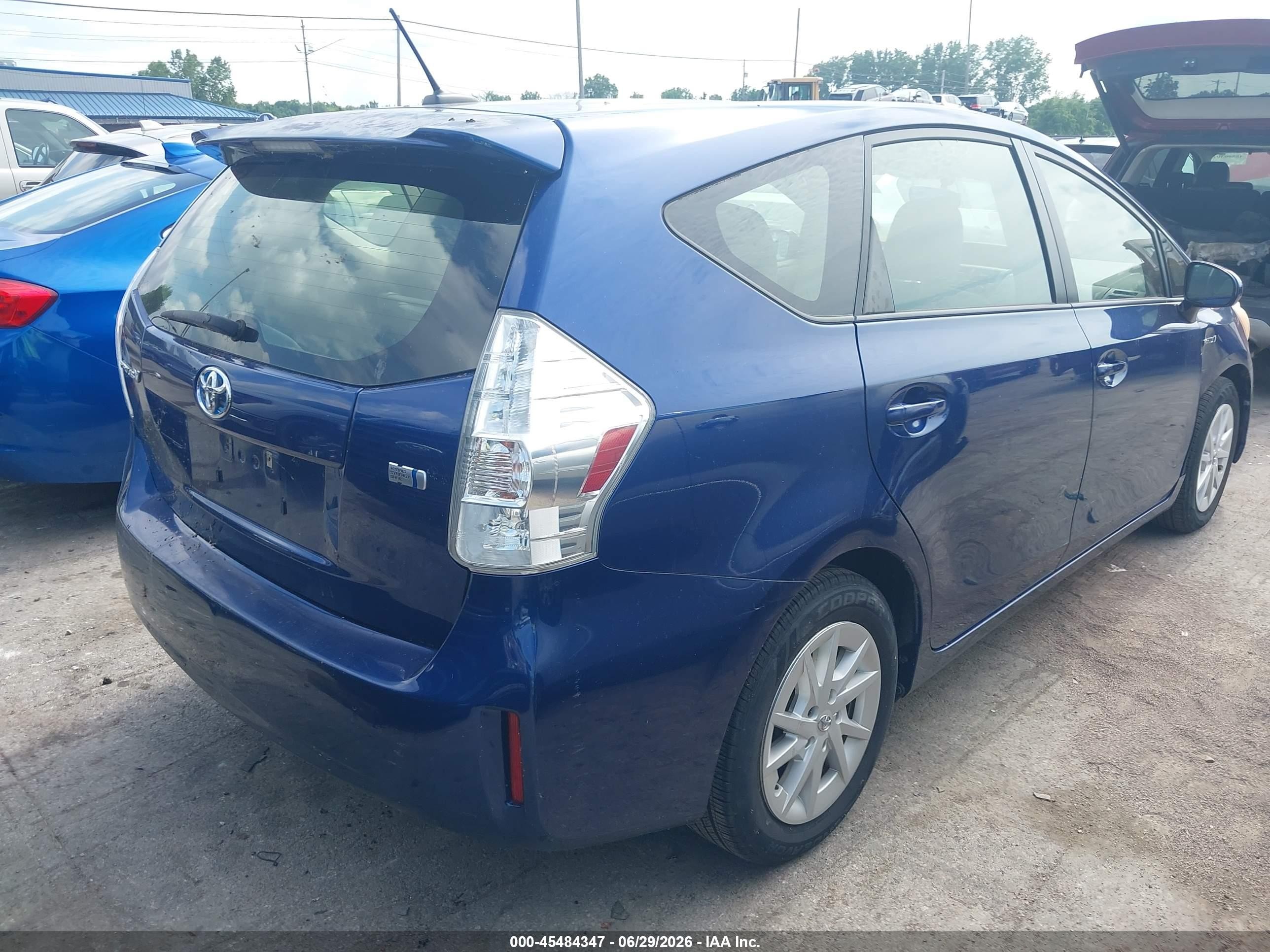 2012 Toyota Prius V Three Blue vin: JTDZN3EU3C3164917