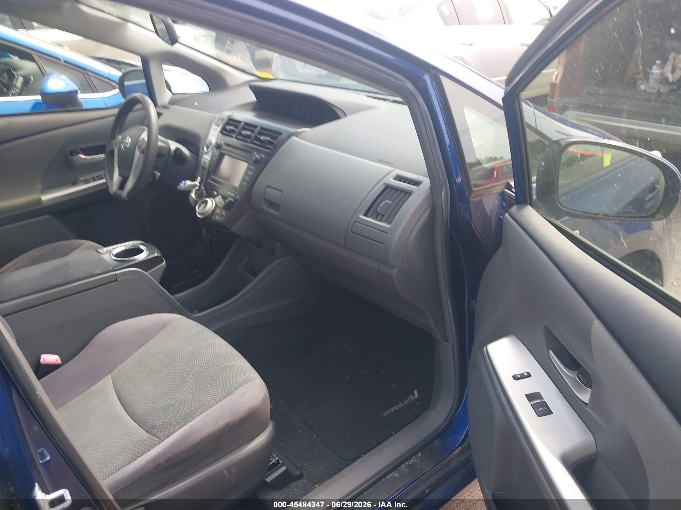 2012 Toyota Prius V Three Blue vin: JTDZN3EU3C3164917