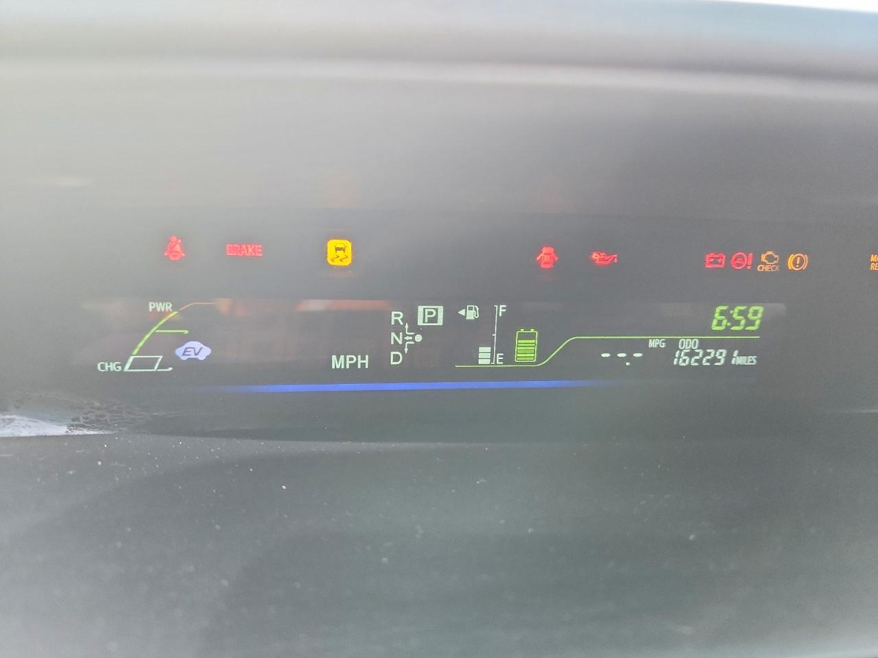2012 Toyota Prius V Silver vin: JTDZN3EU3C3179563