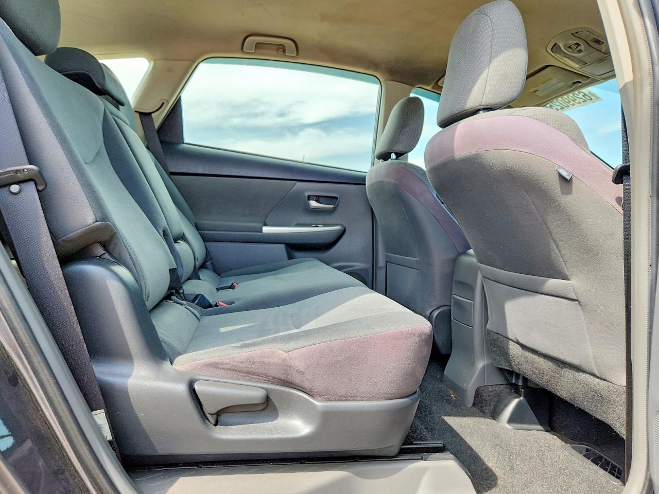 2013 Toyota Prius V Three Gray vin: JTDZN3EU3D3205774