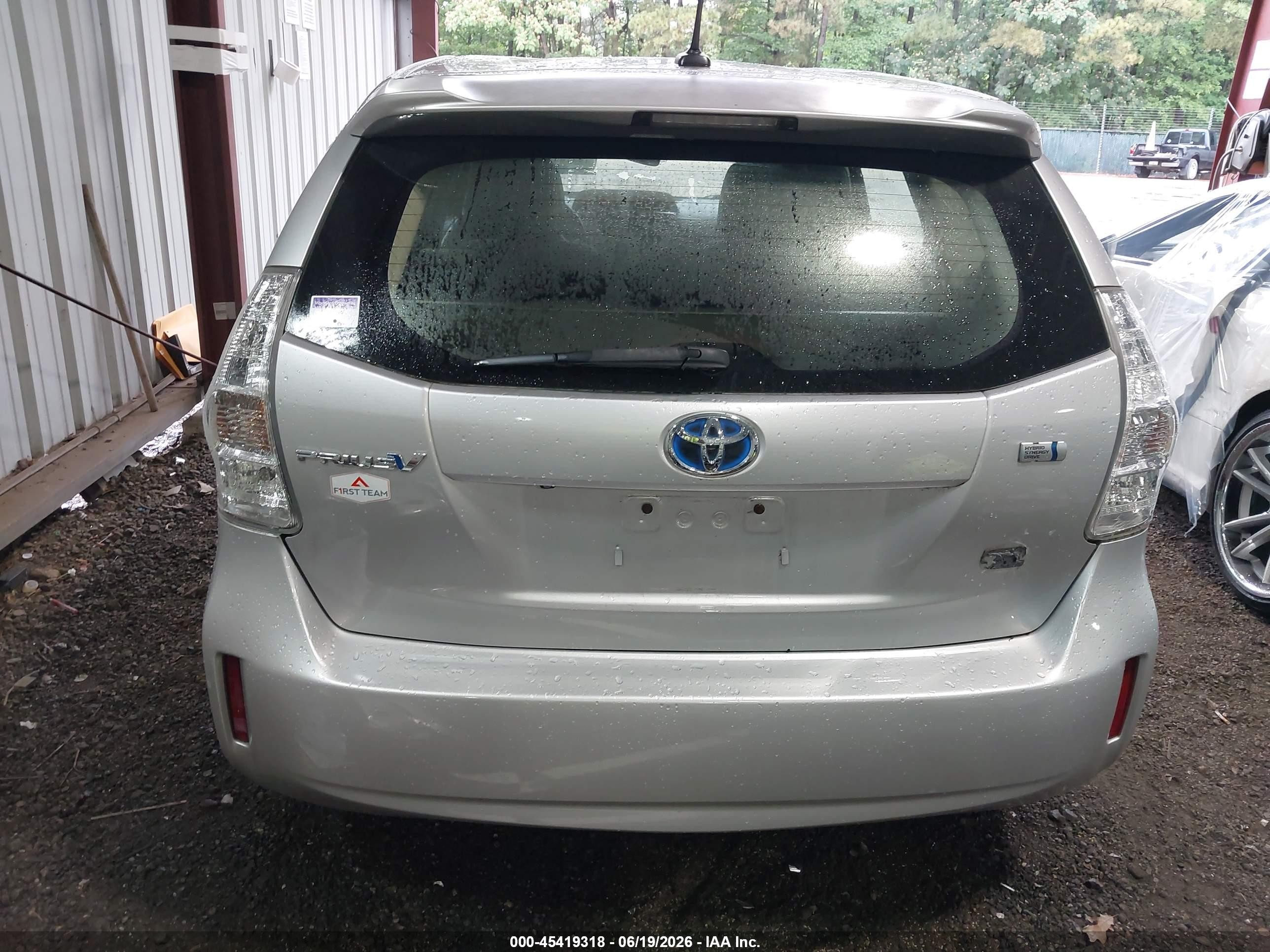 2013 Toyota Prius V Five Silver vin: JTDZN3EU3D3213602