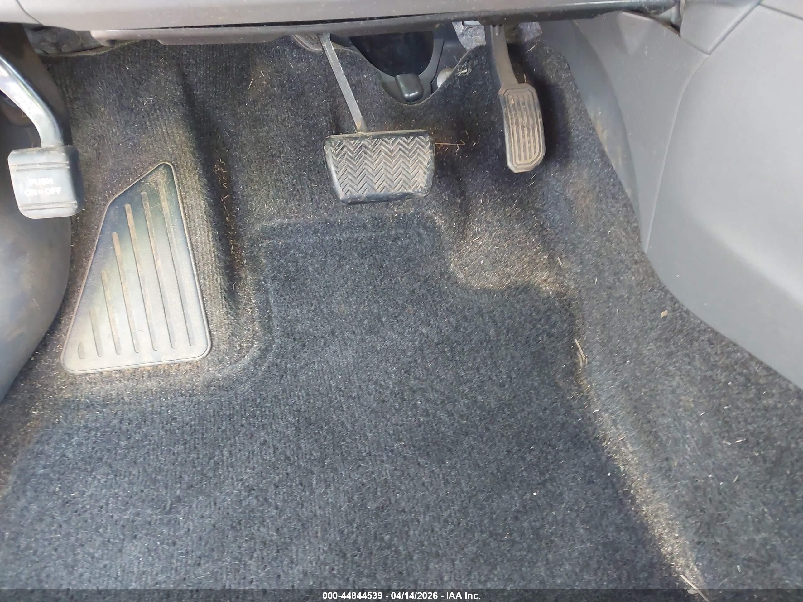 2013 Toyota Prius V Five/three/two Бирюзовый vin: JTDZN3EU3D3223160