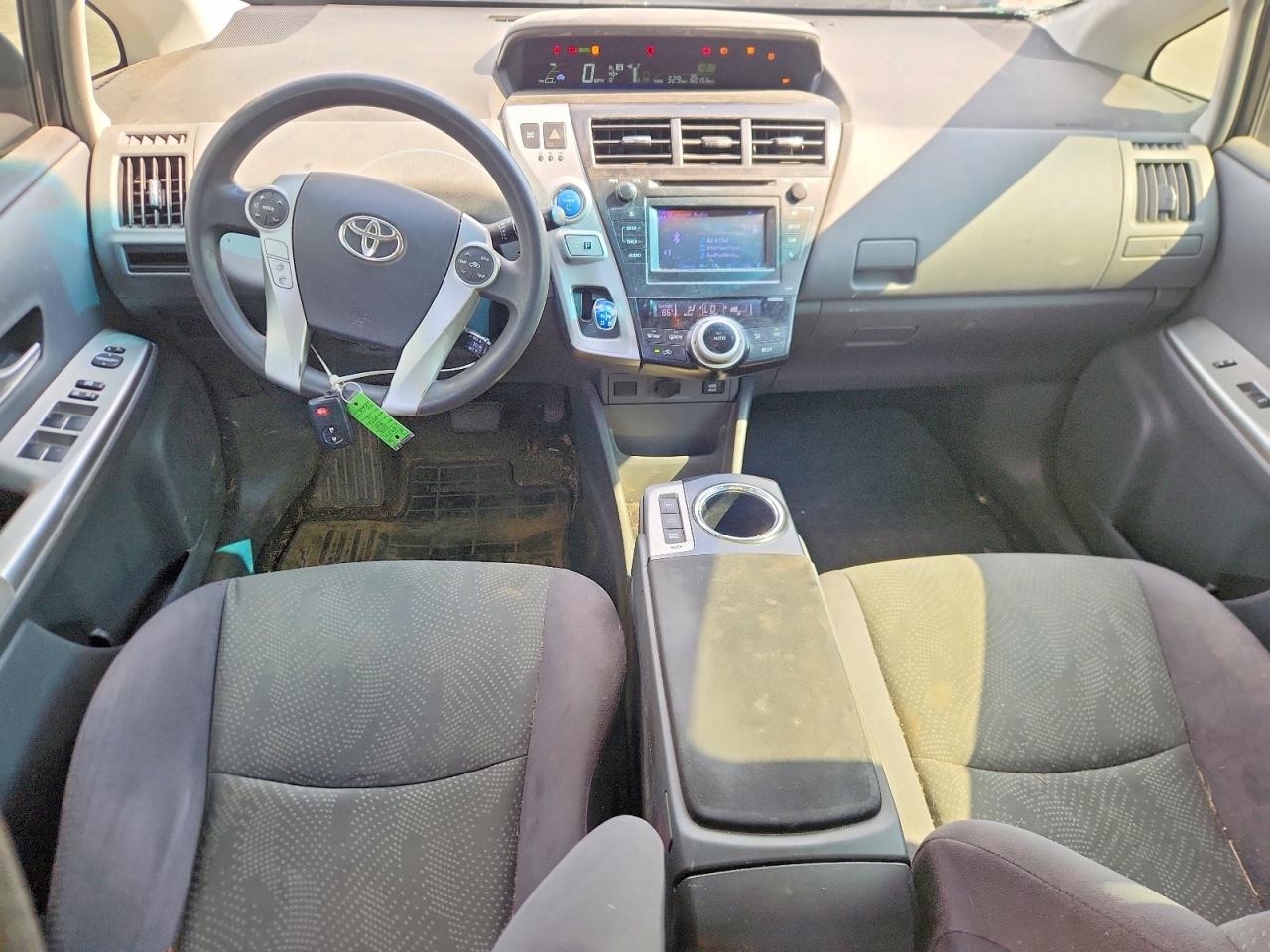 2013 Toyota Prius V Two Синий vin: JTDZN3EU3D3224180