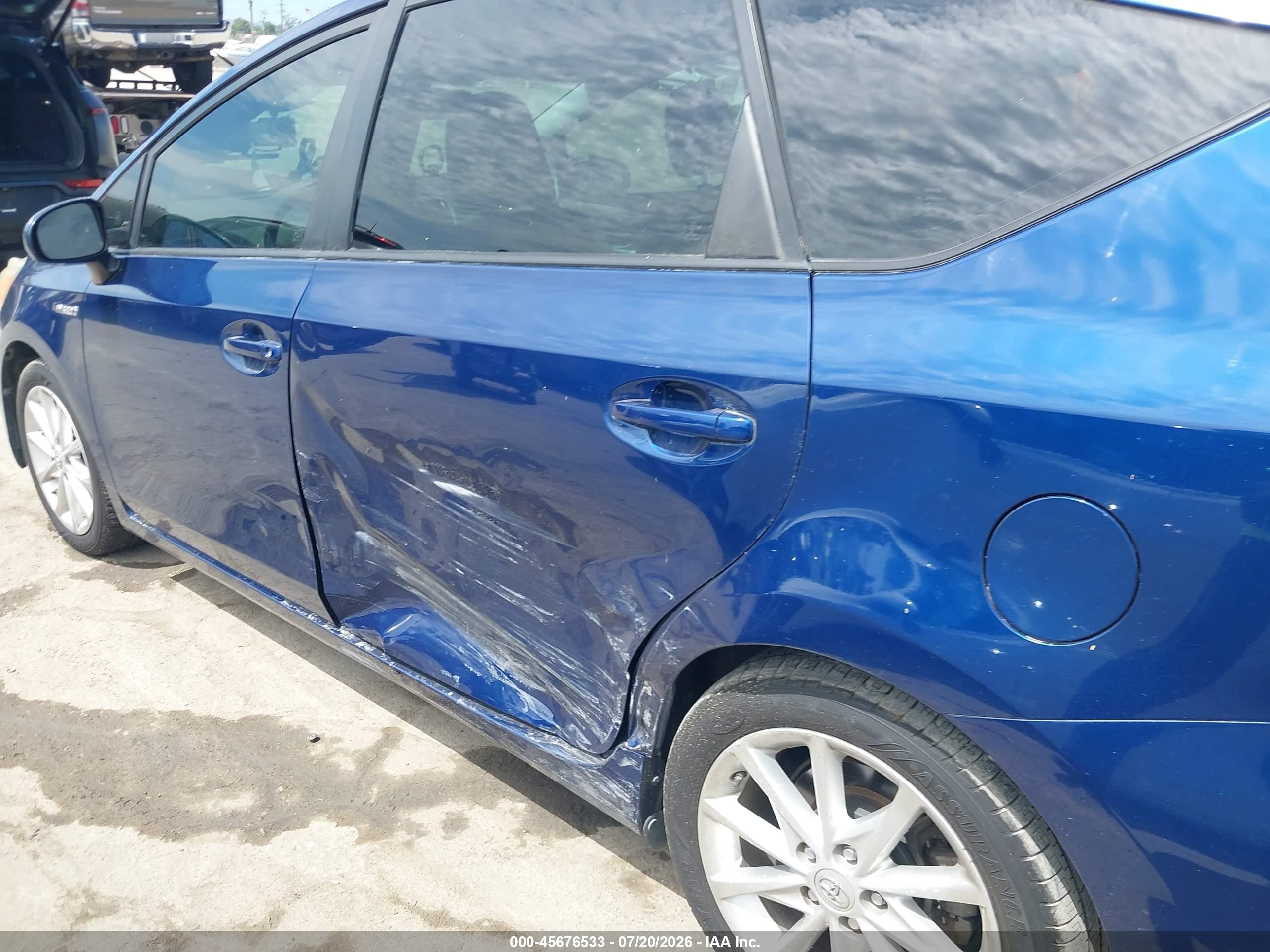2013 Toyota Prius V Five Dark Blue vin: JTDZN3EU3D3226771