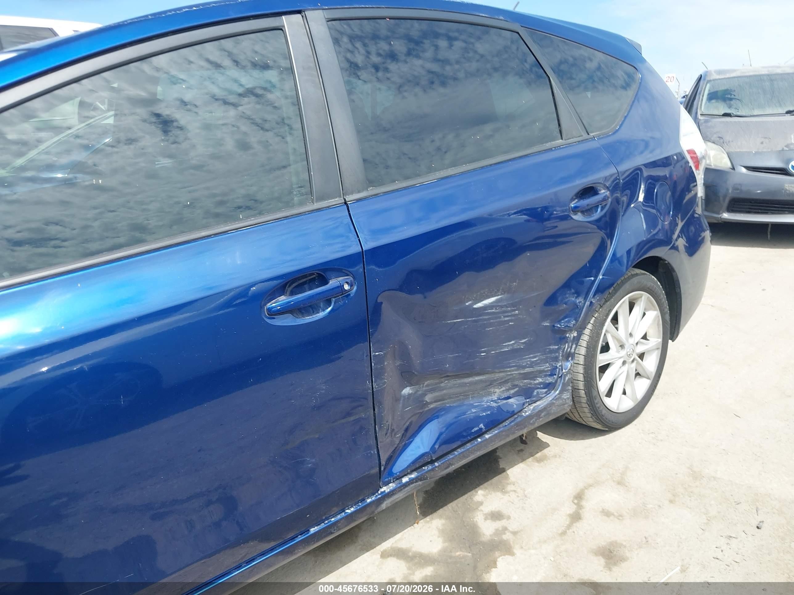 2013 Toyota Prius V Five Dark Blue vin: JTDZN3EU3D3226771