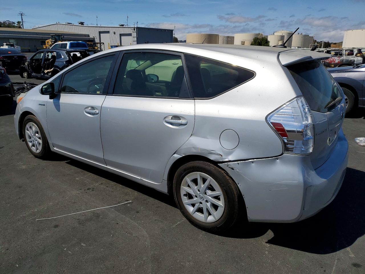 2013 Toyota Prius V Three Silver vin: JTDZN3EU3D3233011