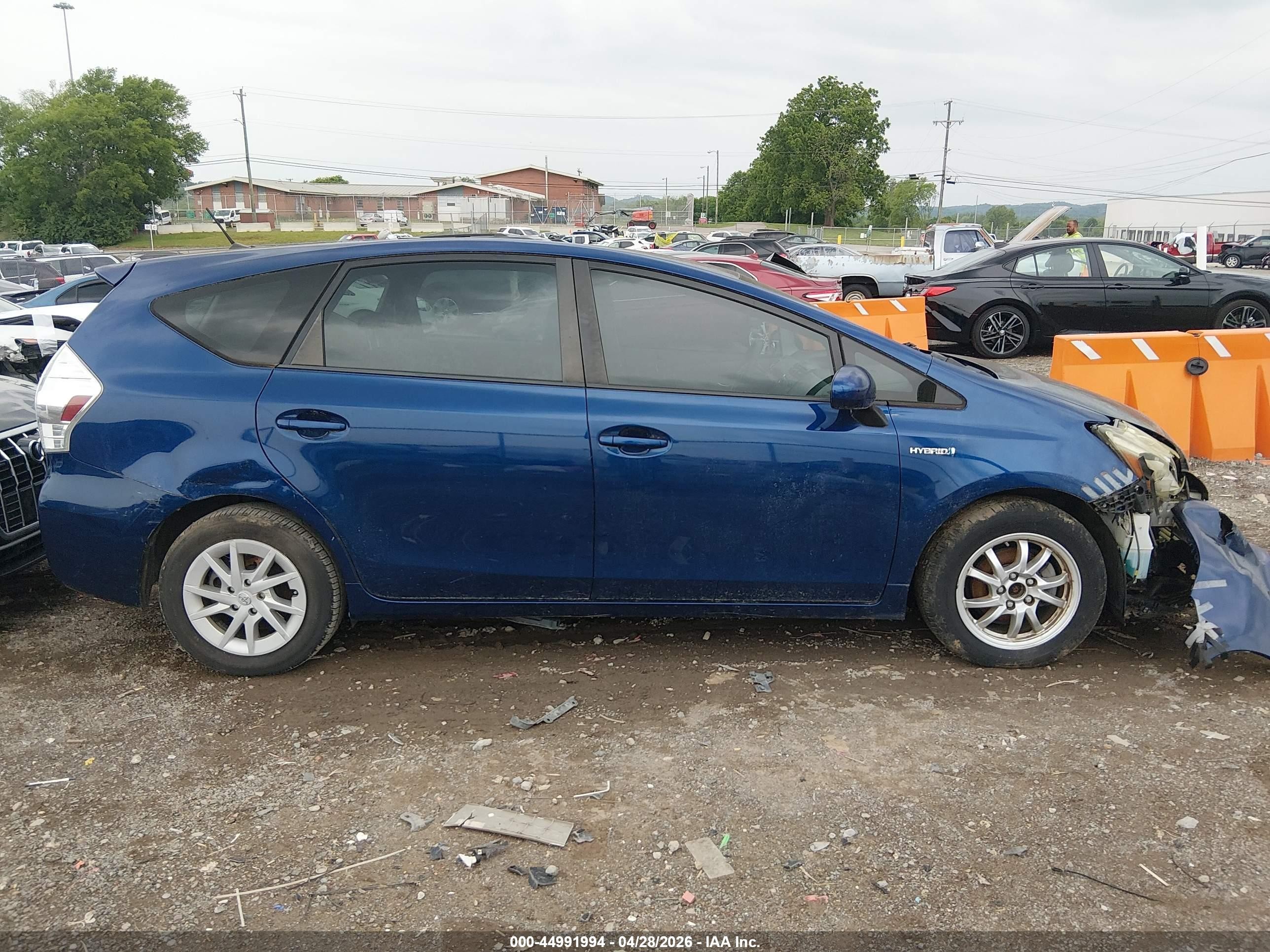 2013 Toyota Prius V Two Blue vin: JTDZN3EU3D3260225