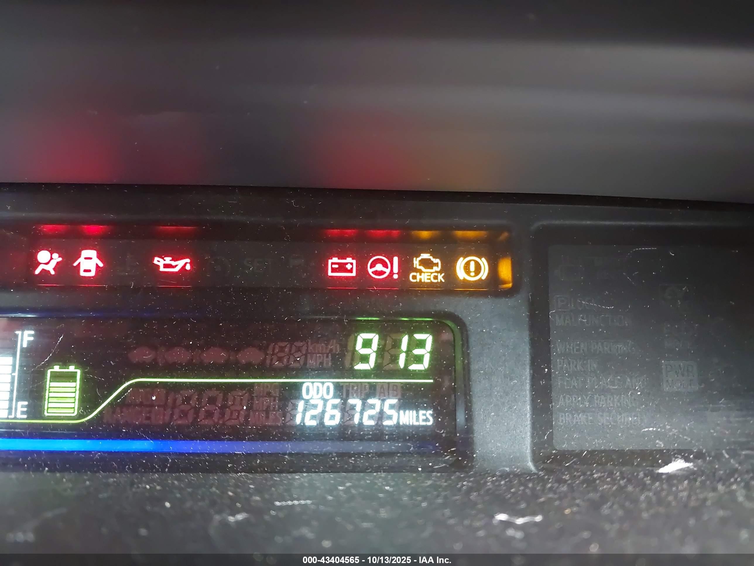 2014 Toyota Prius V Five Red vin: JTDZN3EU3EJ010271