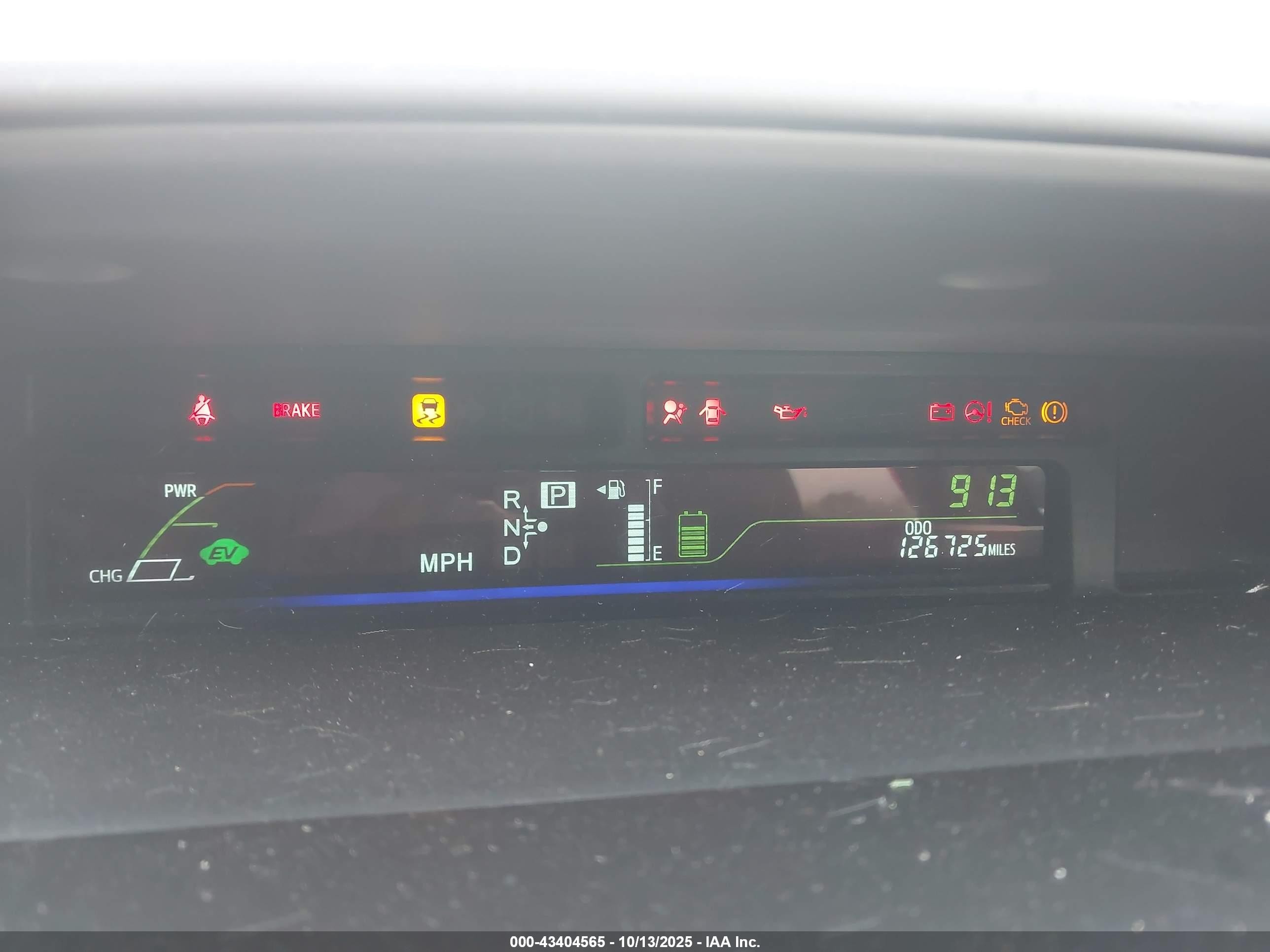 2014 Toyota Prius V Five Red vin: JTDZN3EU3EJ010271