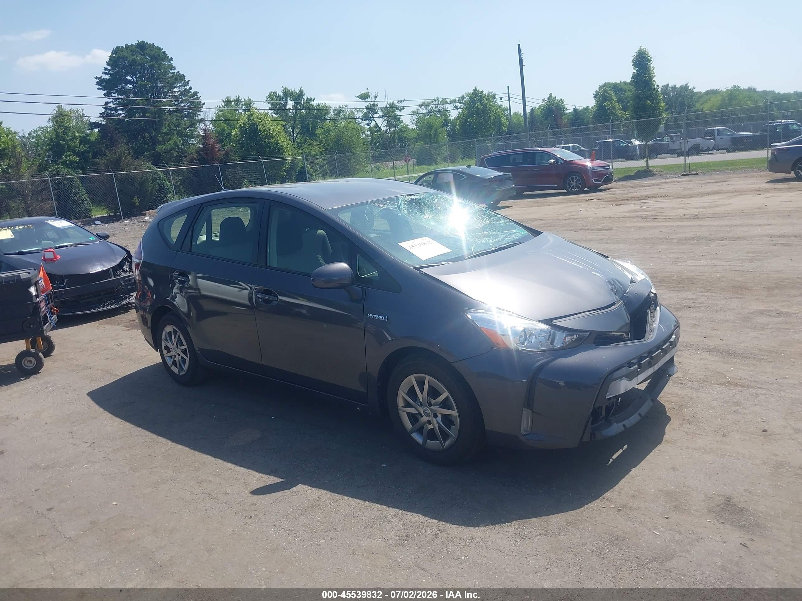 2015 Toyota Prius V Three Gray vin: JTDZN3EU3FJ020865