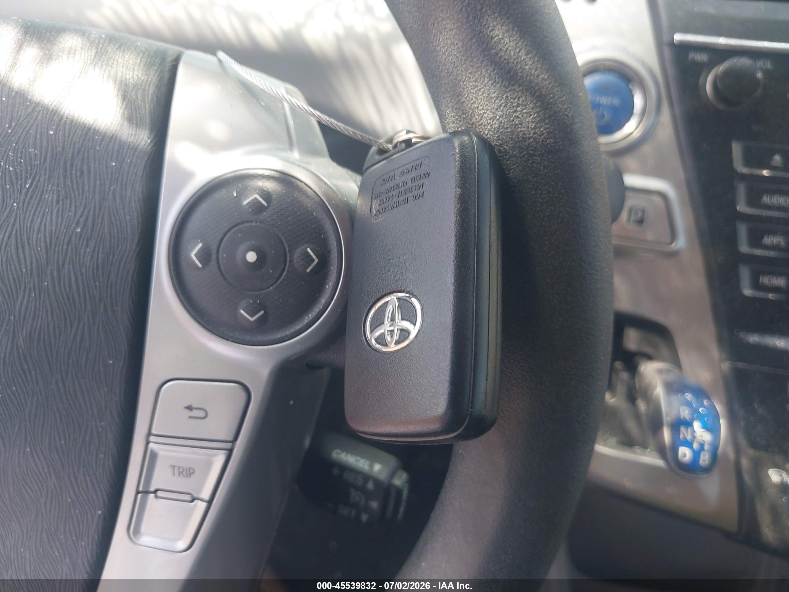 2015 Toyota Prius V Three Gray vin: JTDZN3EU3FJ020865