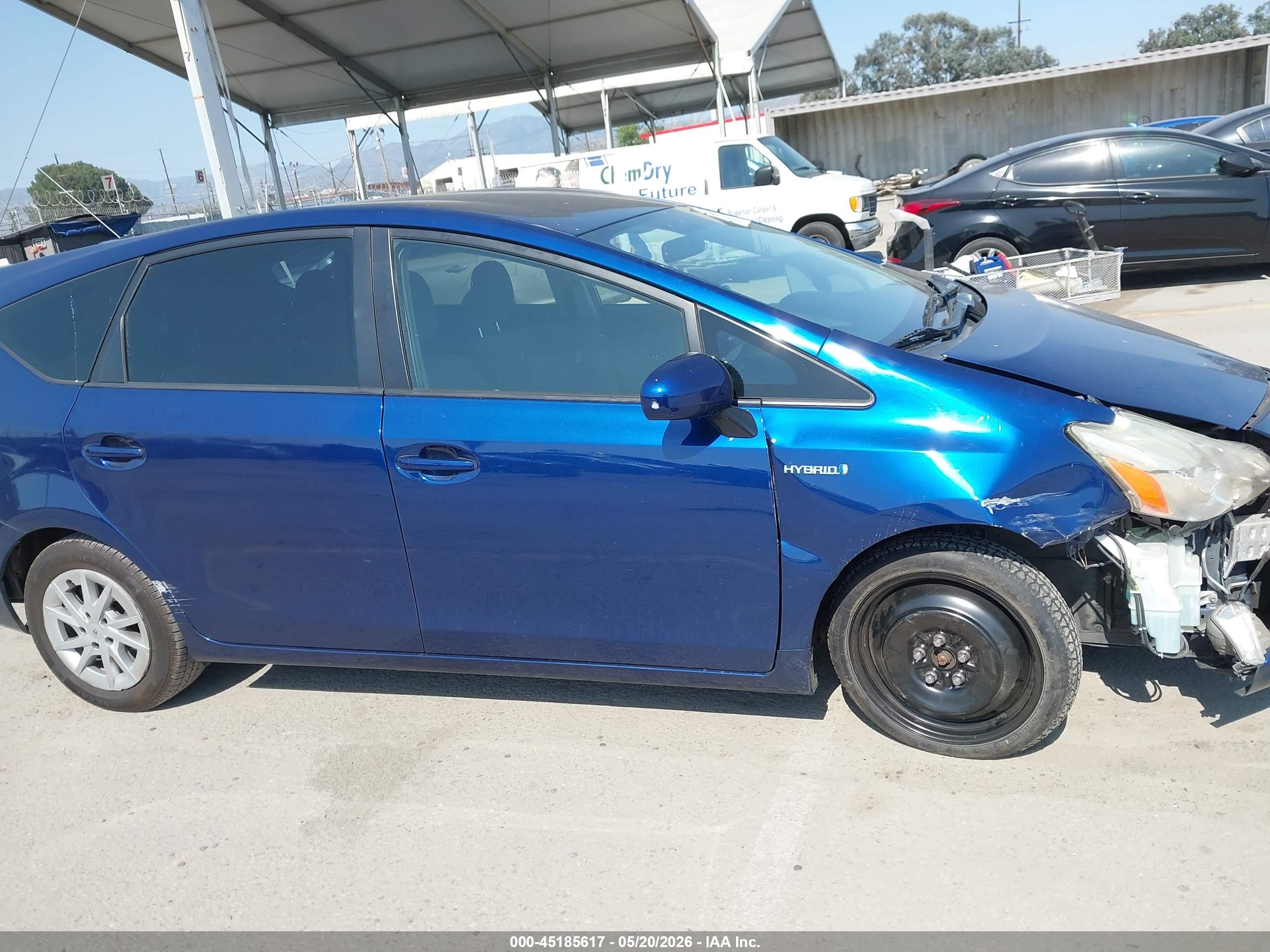 2012 Toyota Prius V Three Blue vin: JTDZN3EU4C3026982