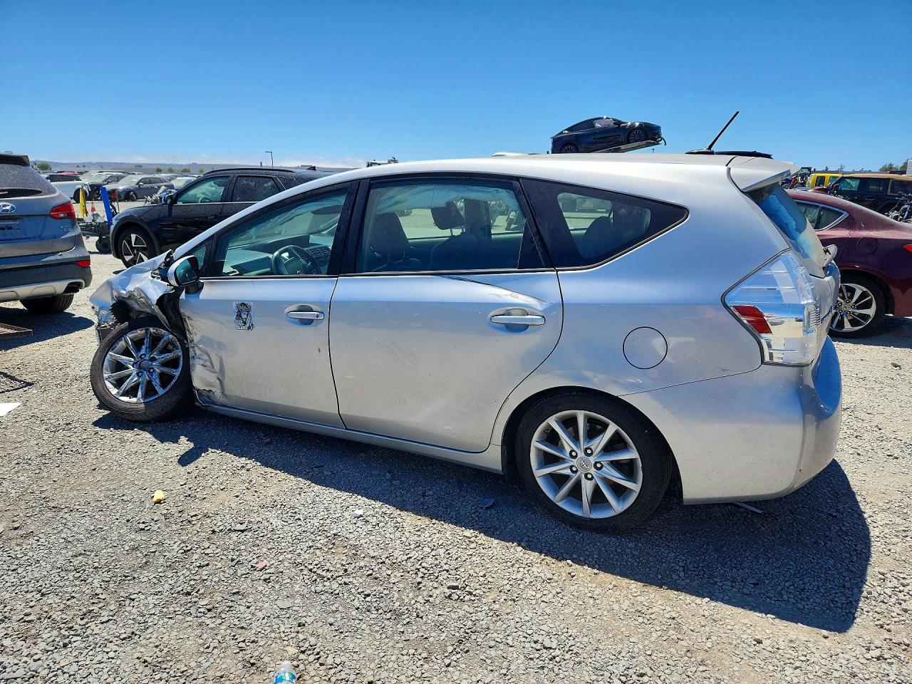 2012 Toyota Prius V Five Silver vin: JTDZN3EU4C3035262