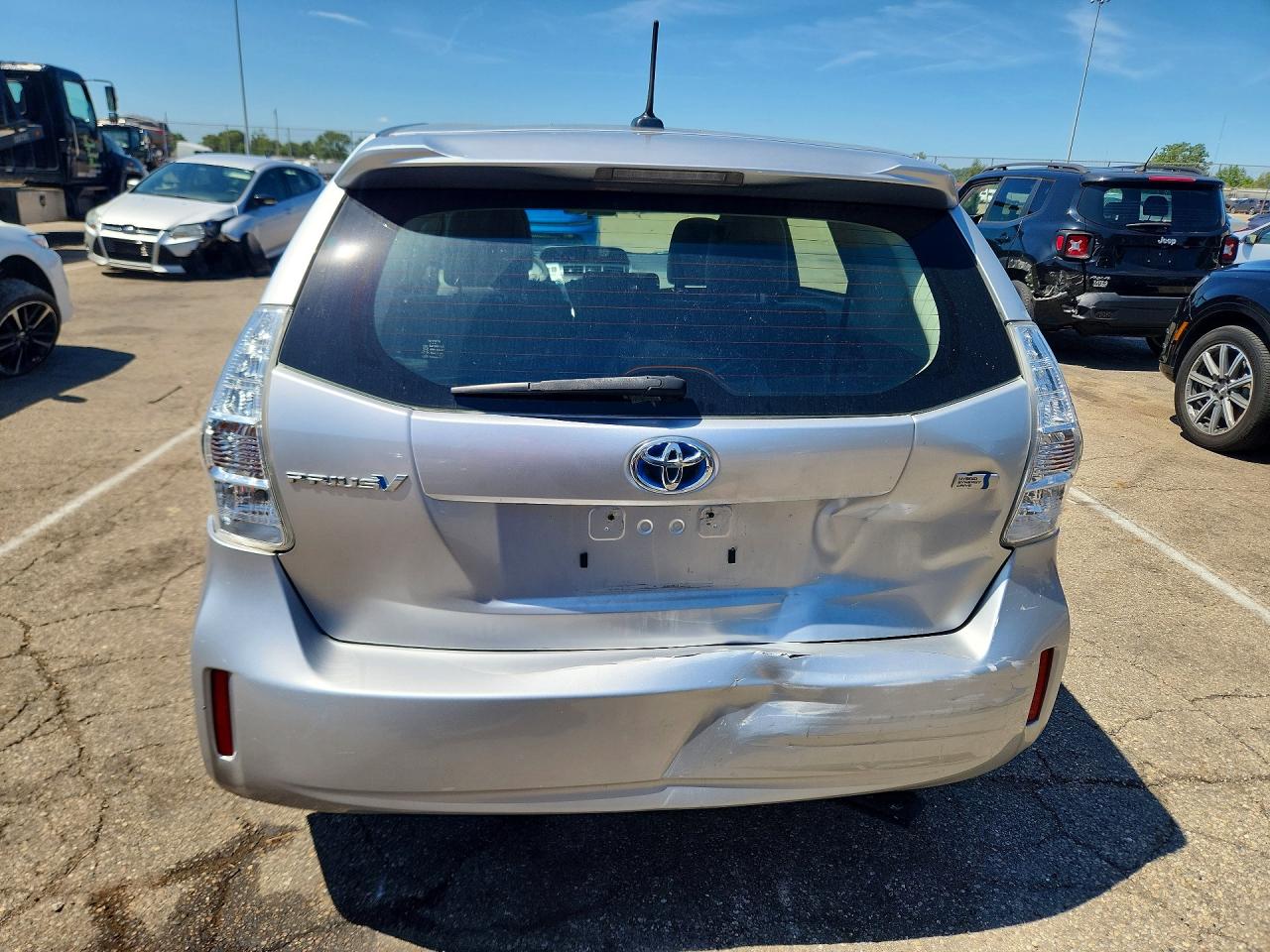 2012 Toyota Prius V Three Silver vin: JTDZN3EU4C3042552