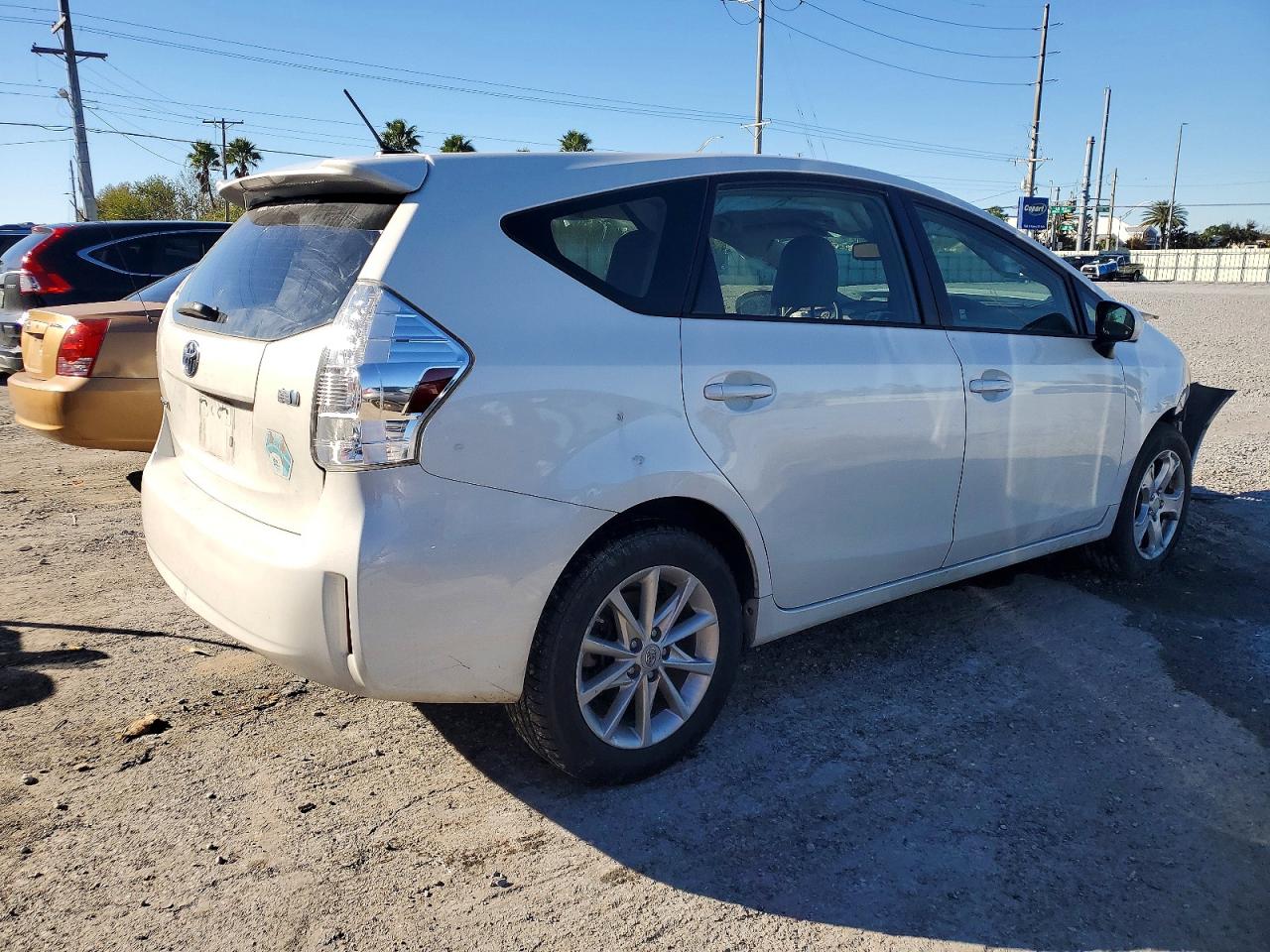 2012 Toyota Prius V Five White vin: JTDZN3EU4C3174632