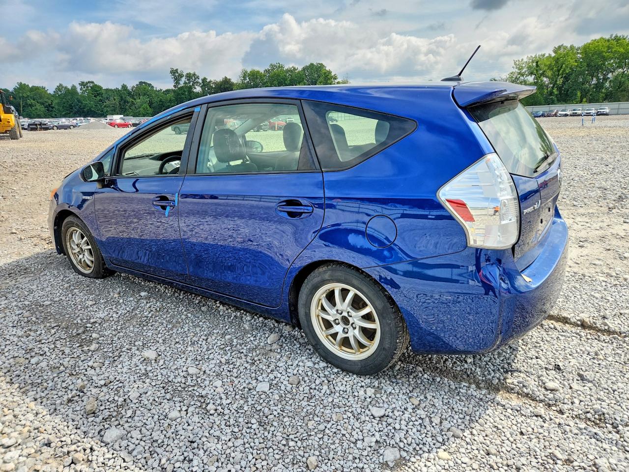 2013 Toyota Prius V Three Blue vin: JTDZN3EU4D3205251