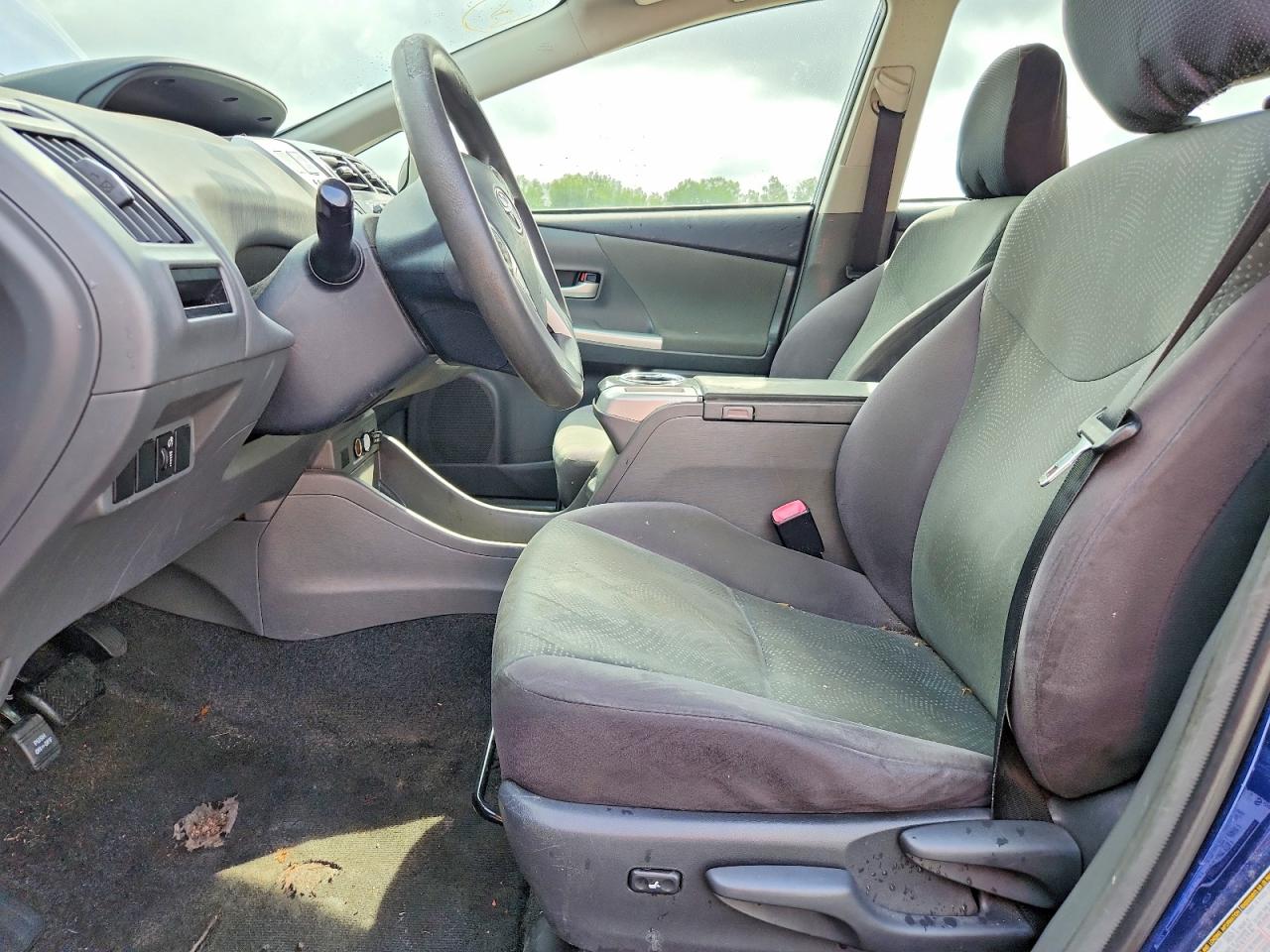 2013 Toyota Prius V Three Blue vin: JTDZN3EU4D3205251