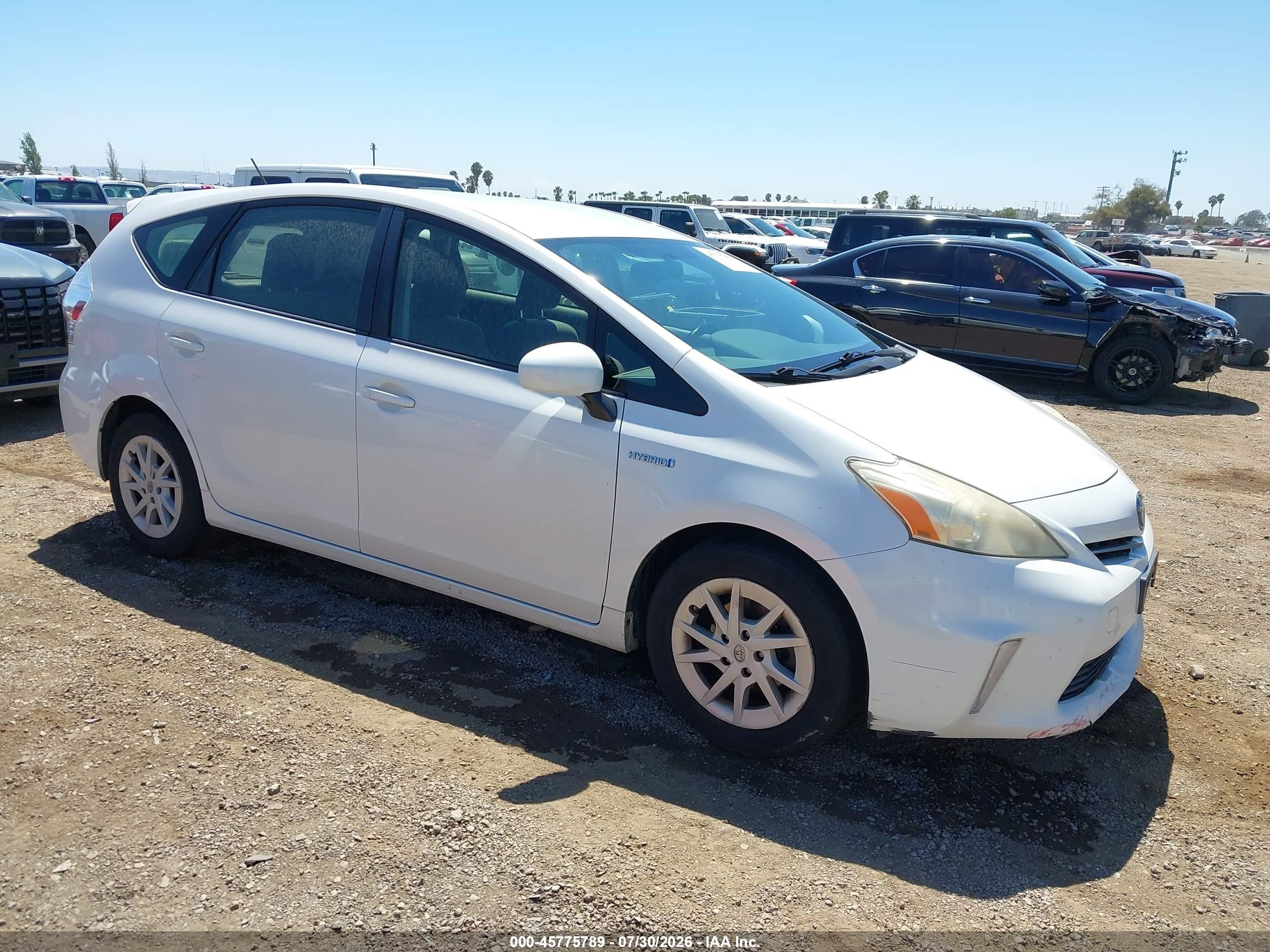 2013 Toyota Prius V Two White vin: JTDZN3EU4D3206609