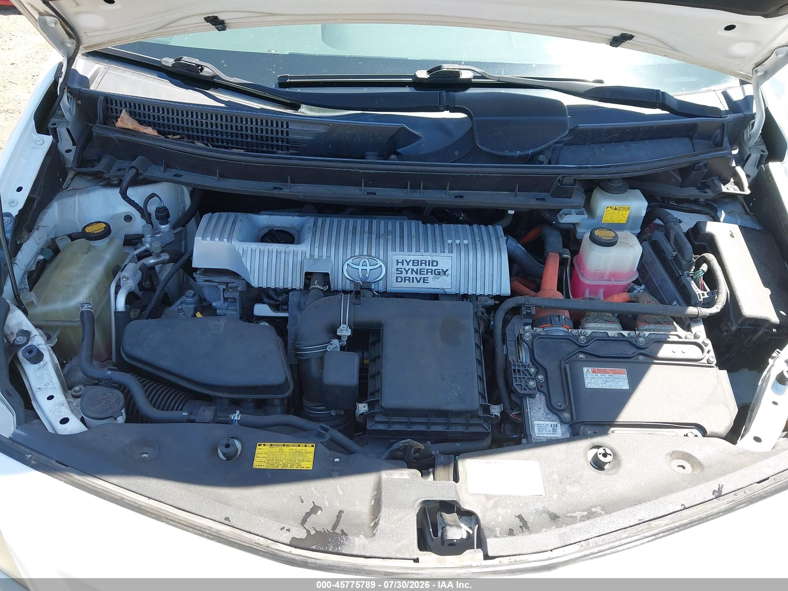 2013 Toyota Prius V Two Белый vin: JTDZN3EU4D3206609