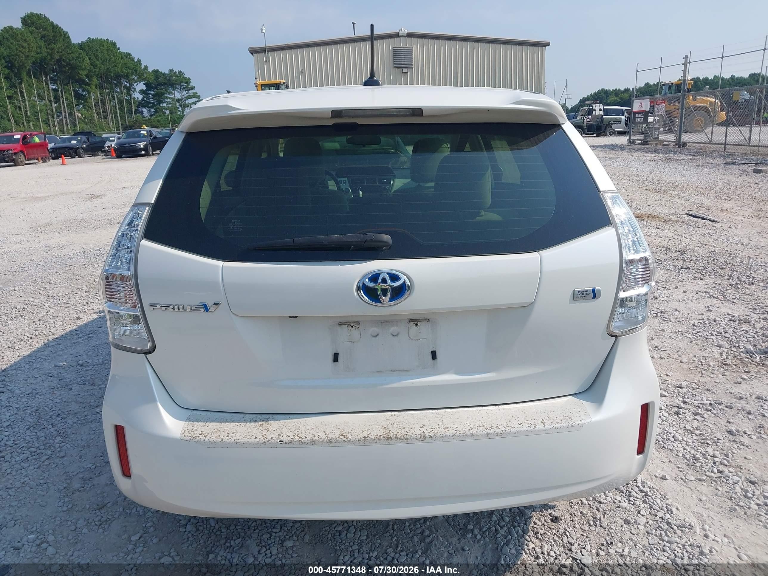 2013 Toyota Prius V Three White vin: JTDZN3EU4D3206657