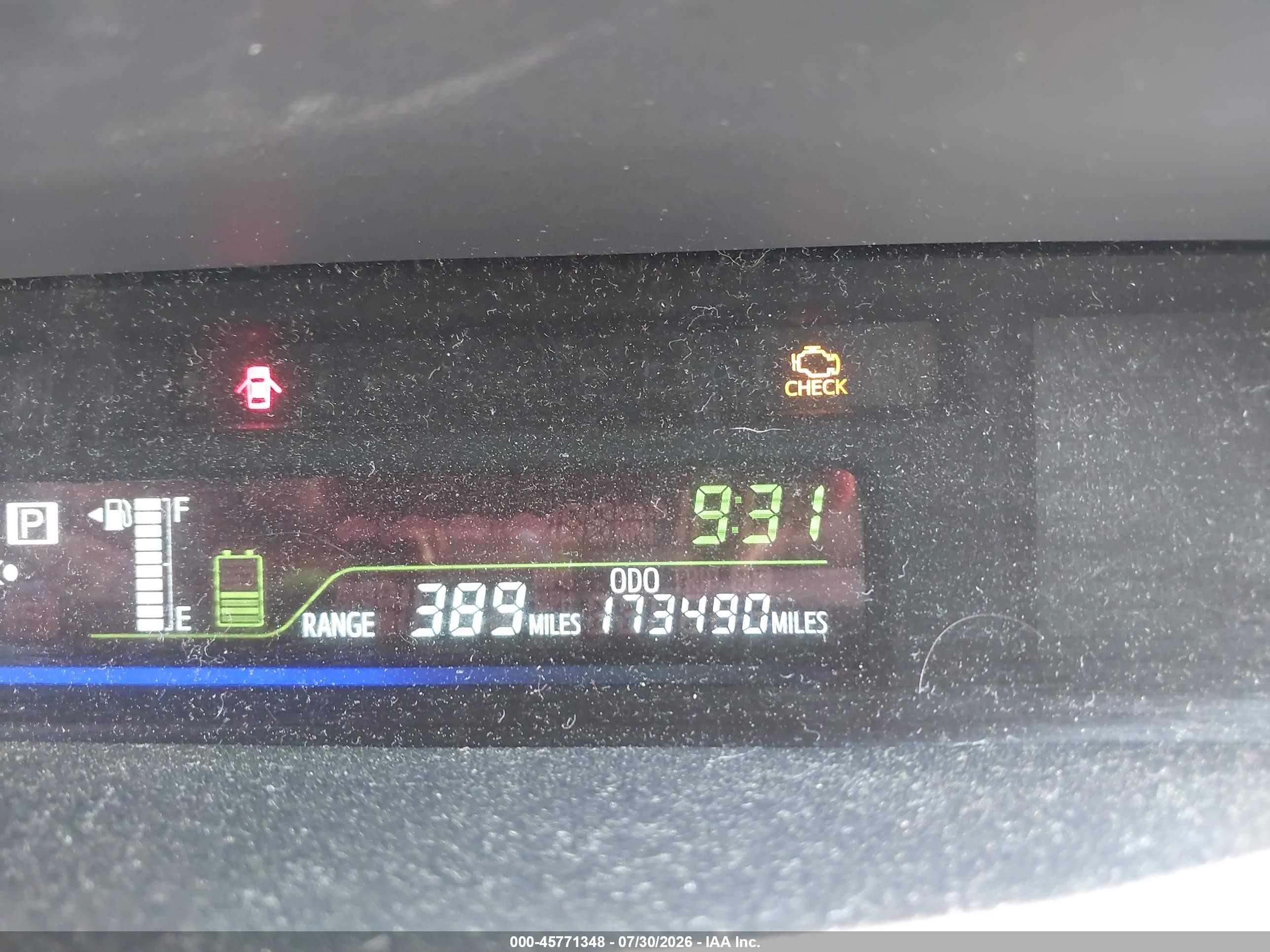 2013 Toyota Prius V Three White vin: JTDZN3EU4D3206657