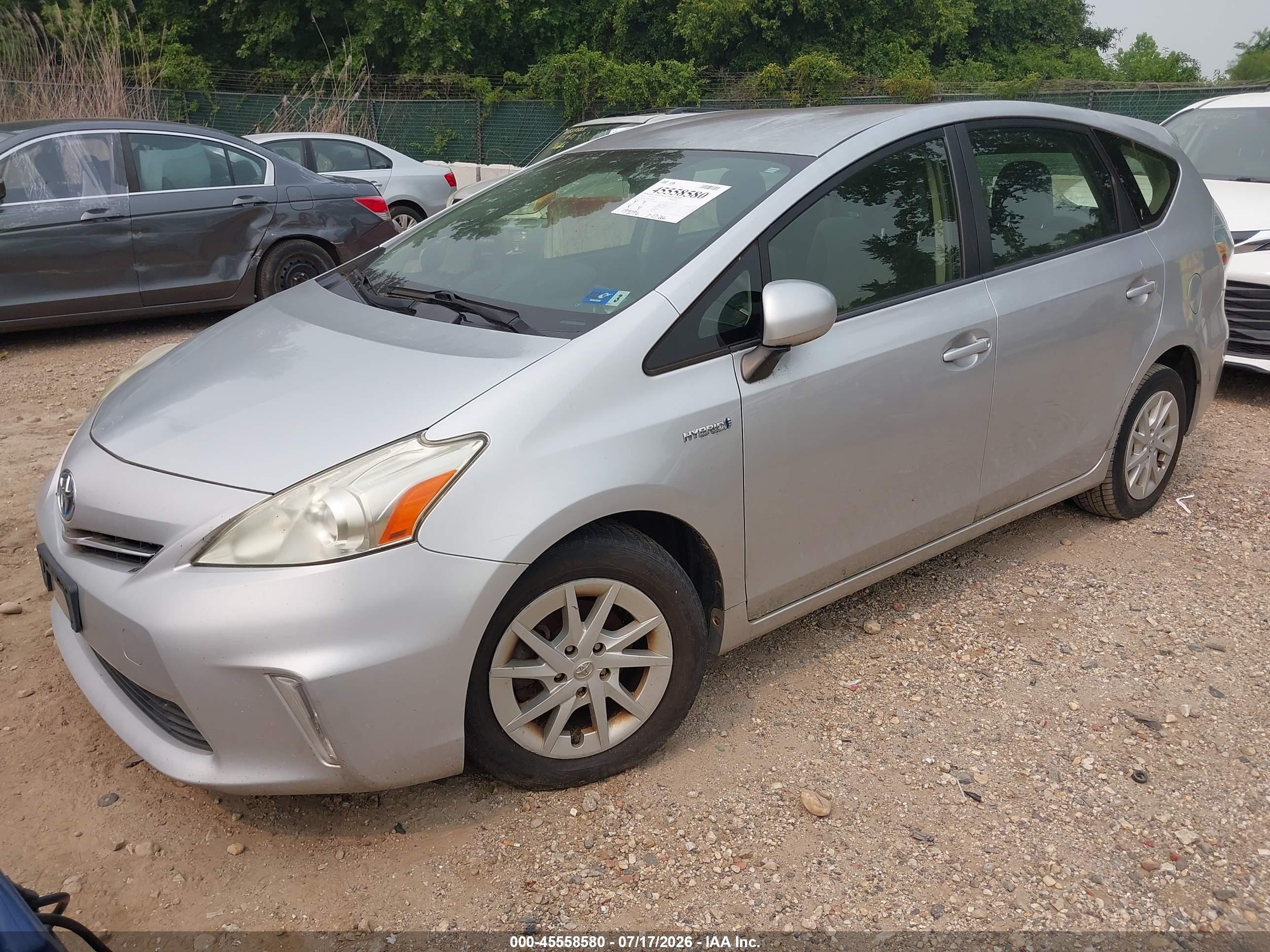 2013 Toyota Prius V Three Silver vin: JTDZN3EU4D3210398