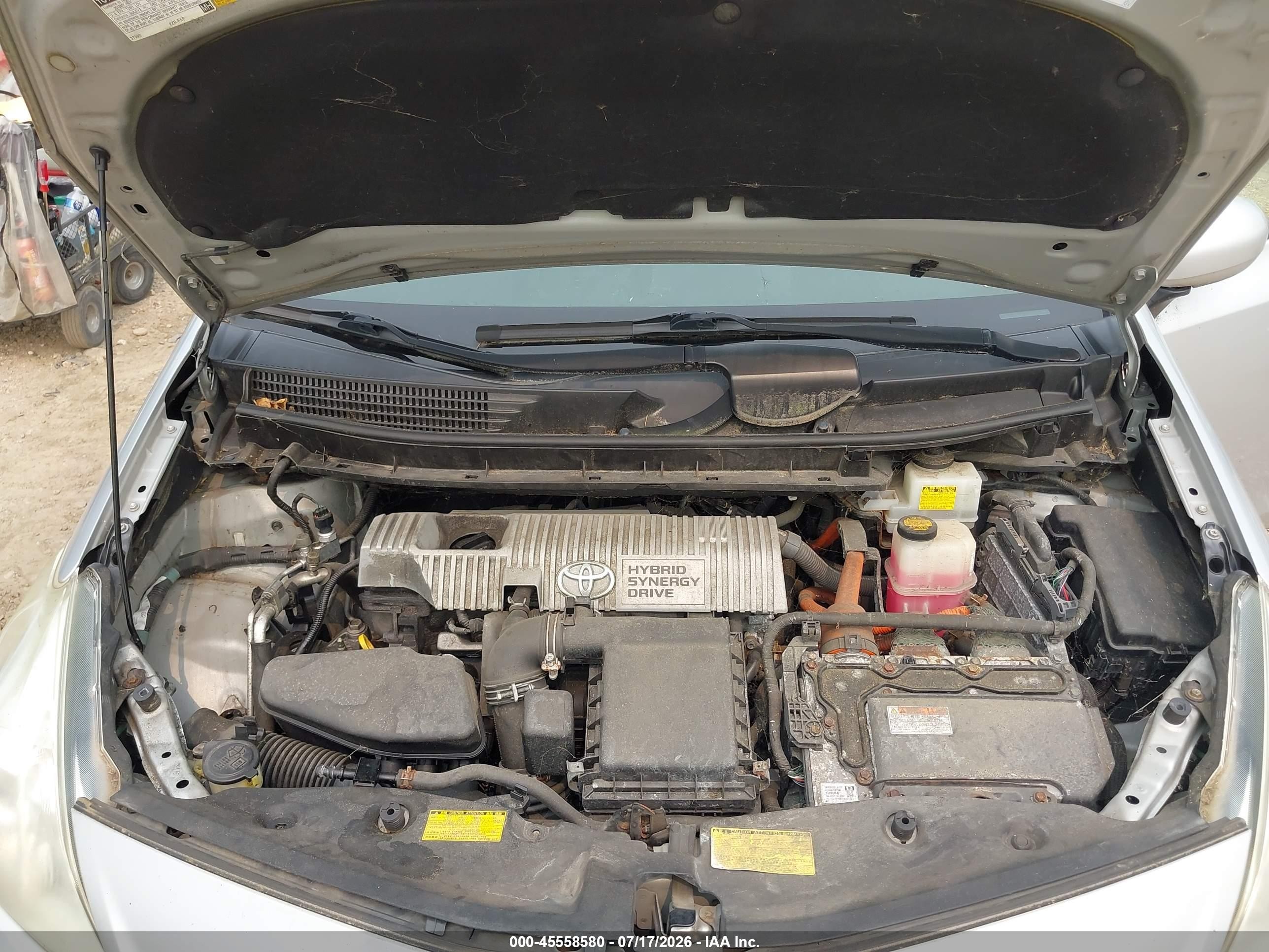 2013 Toyota Prius V Three Silver vin: JTDZN3EU4D3210398