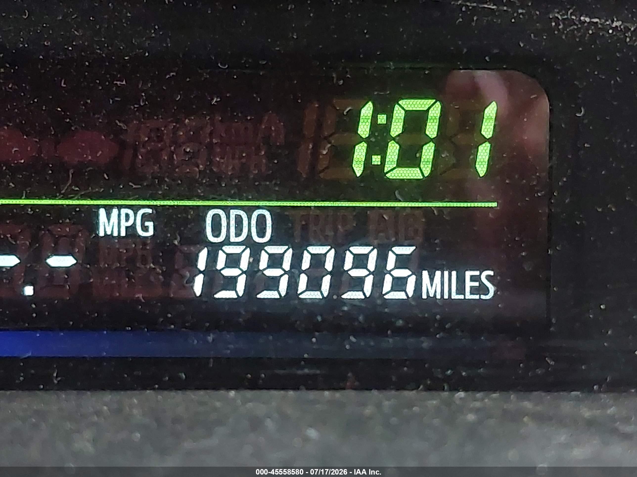 2013 Toyota Prius V Three Silver vin: JTDZN3EU4D3210398