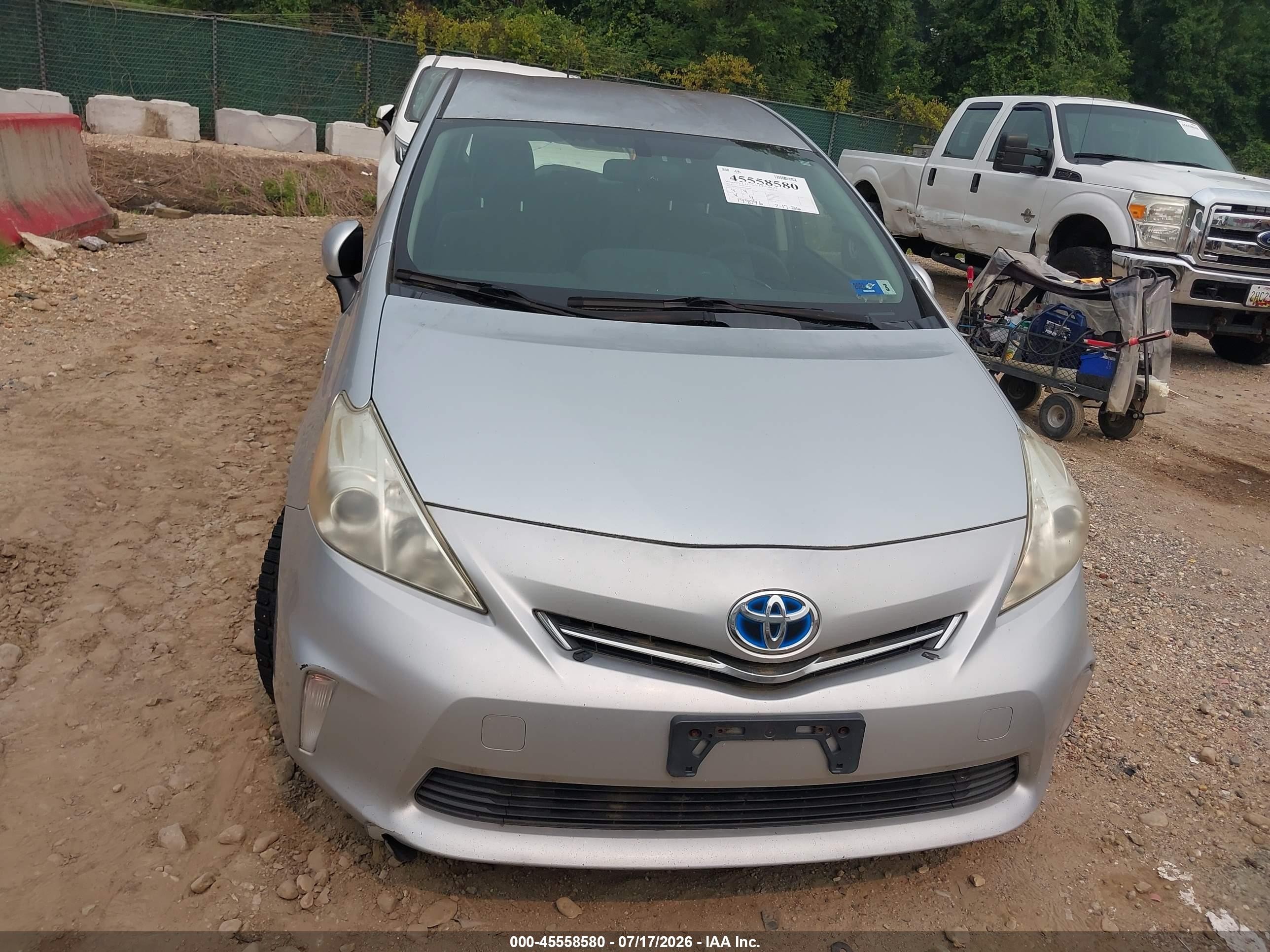 2013 Toyota Prius V Three Silver vin: JTDZN3EU4D3210398