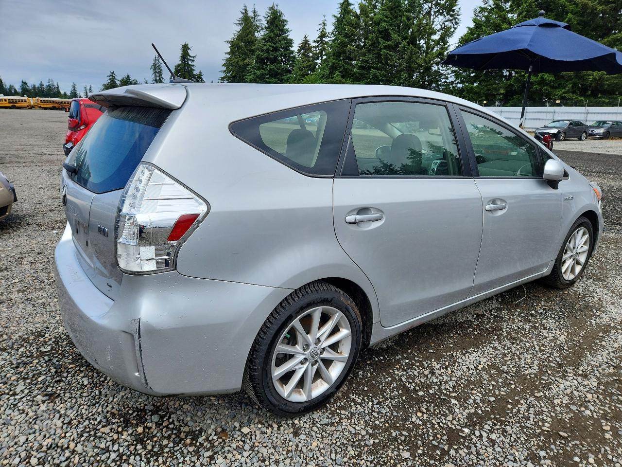 2013 Toyota Prius V Five Silver vin: JTDZN3EU4D3226200