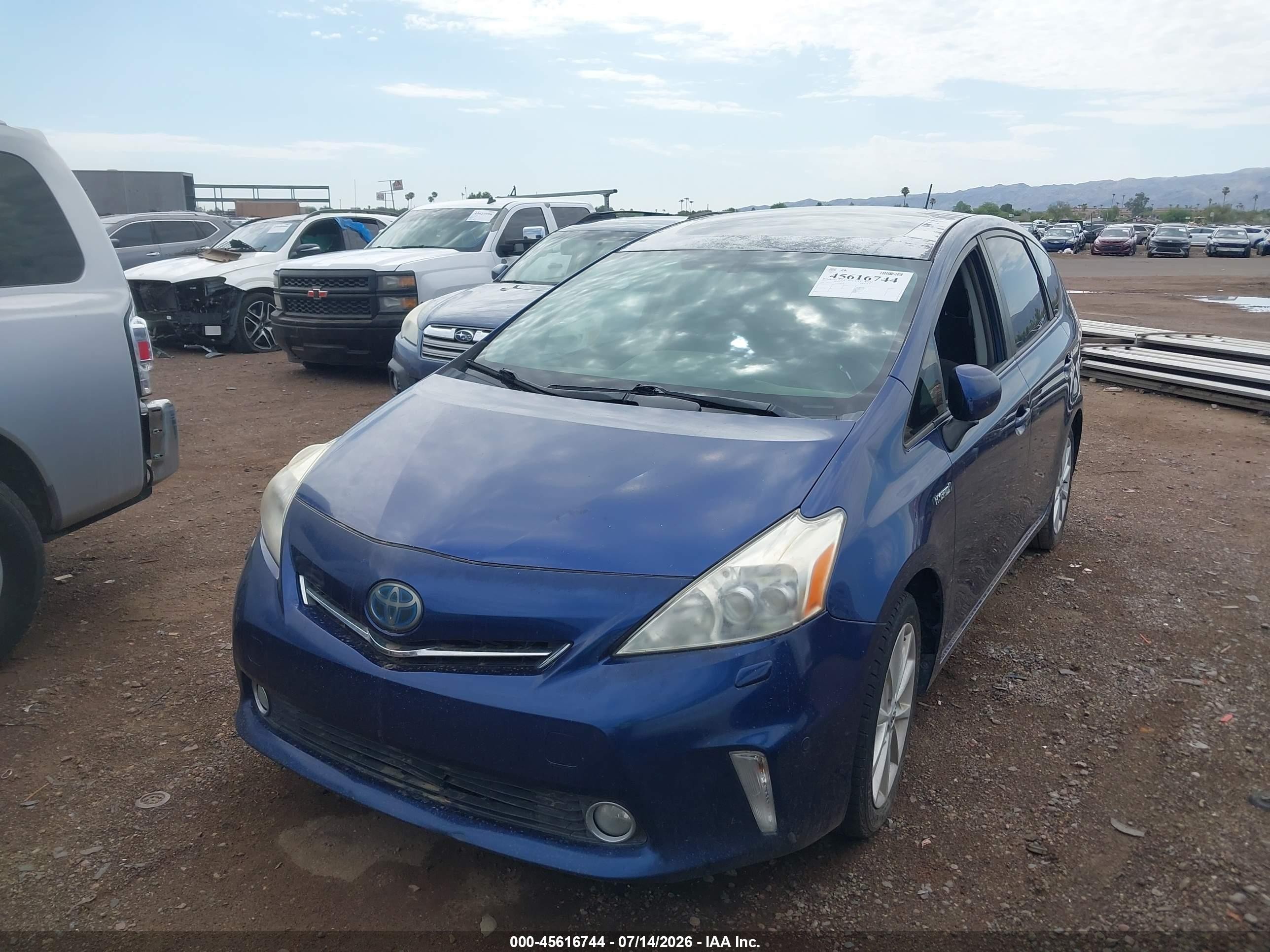2013 Toyota Prius V Five Blue vin: JTDZN3EU4D3228271