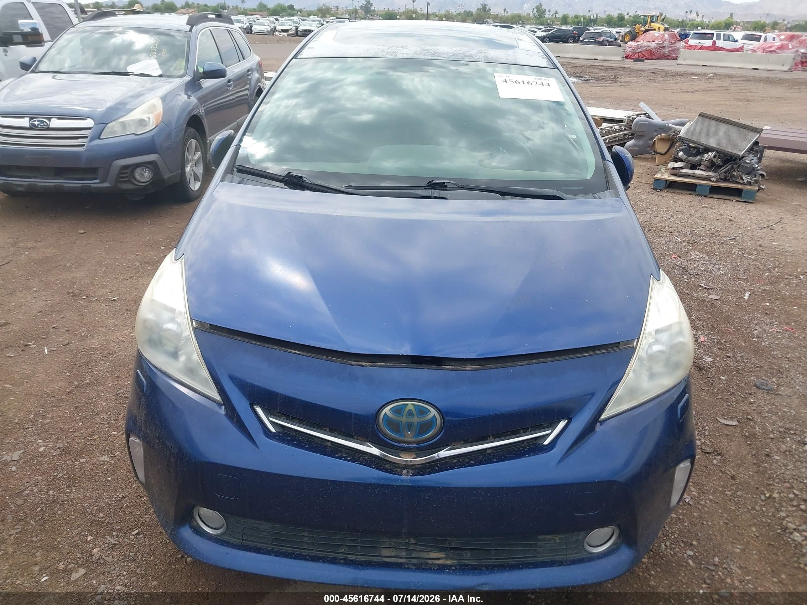 2013 Toyota Prius V Five Blue vin: JTDZN3EU4D3228271
