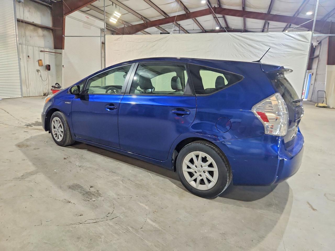 2013 Toyota Prius V Three Blue vin: JTDZN3EU4D3255566
