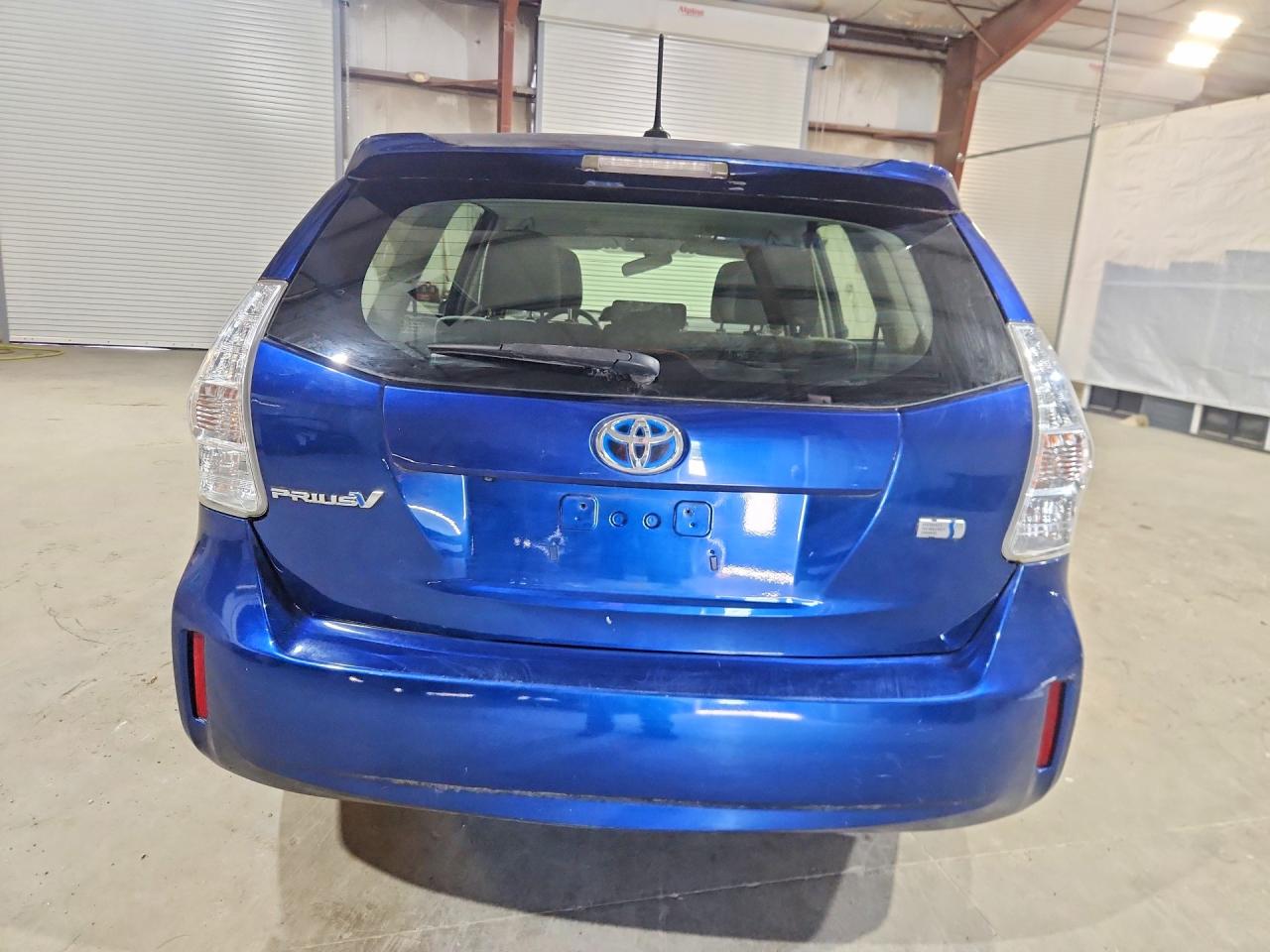 2013 Toyota Prius V Three Blue vin: JTDZN3EU4D3255566