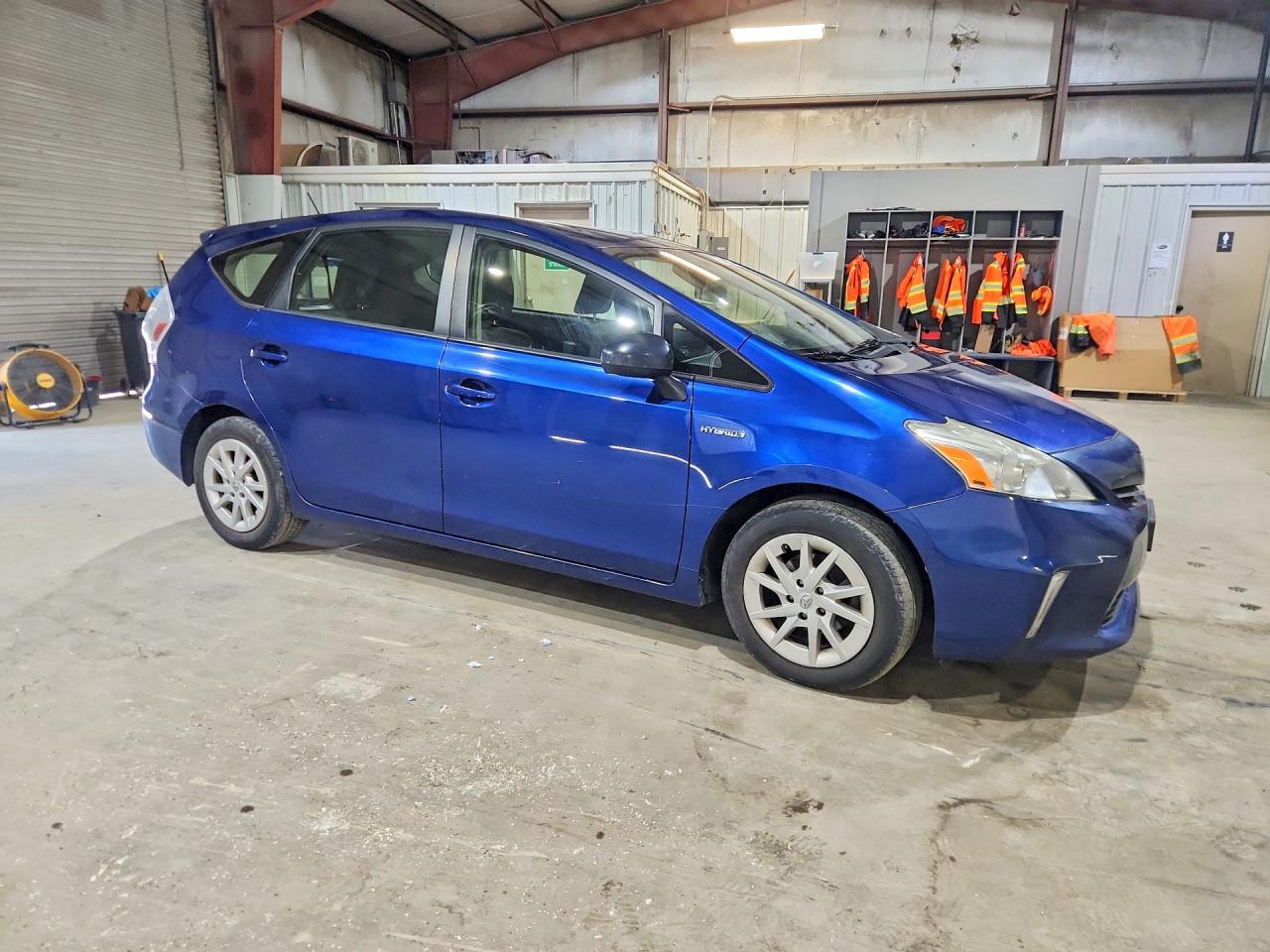 2013 Toyota Prius V Three Blue vin: JTDZN3EU4D3255566