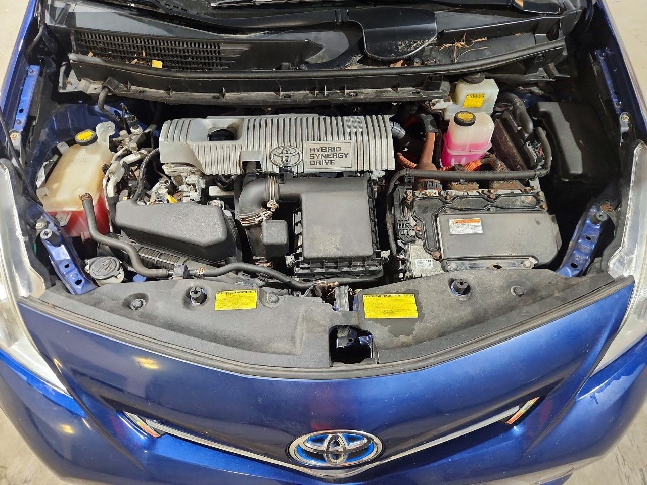 2013 Toyota Prius V Three Blue vin: JTDZN3EU4D3255566