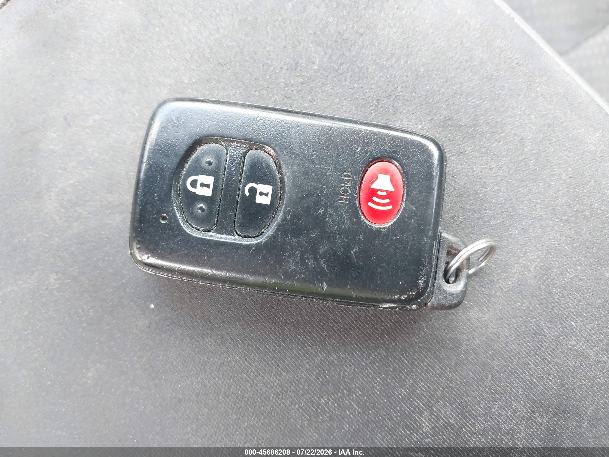 2013 Toyota Prius V Two Gray vin: JTDZN3EU4D3288177