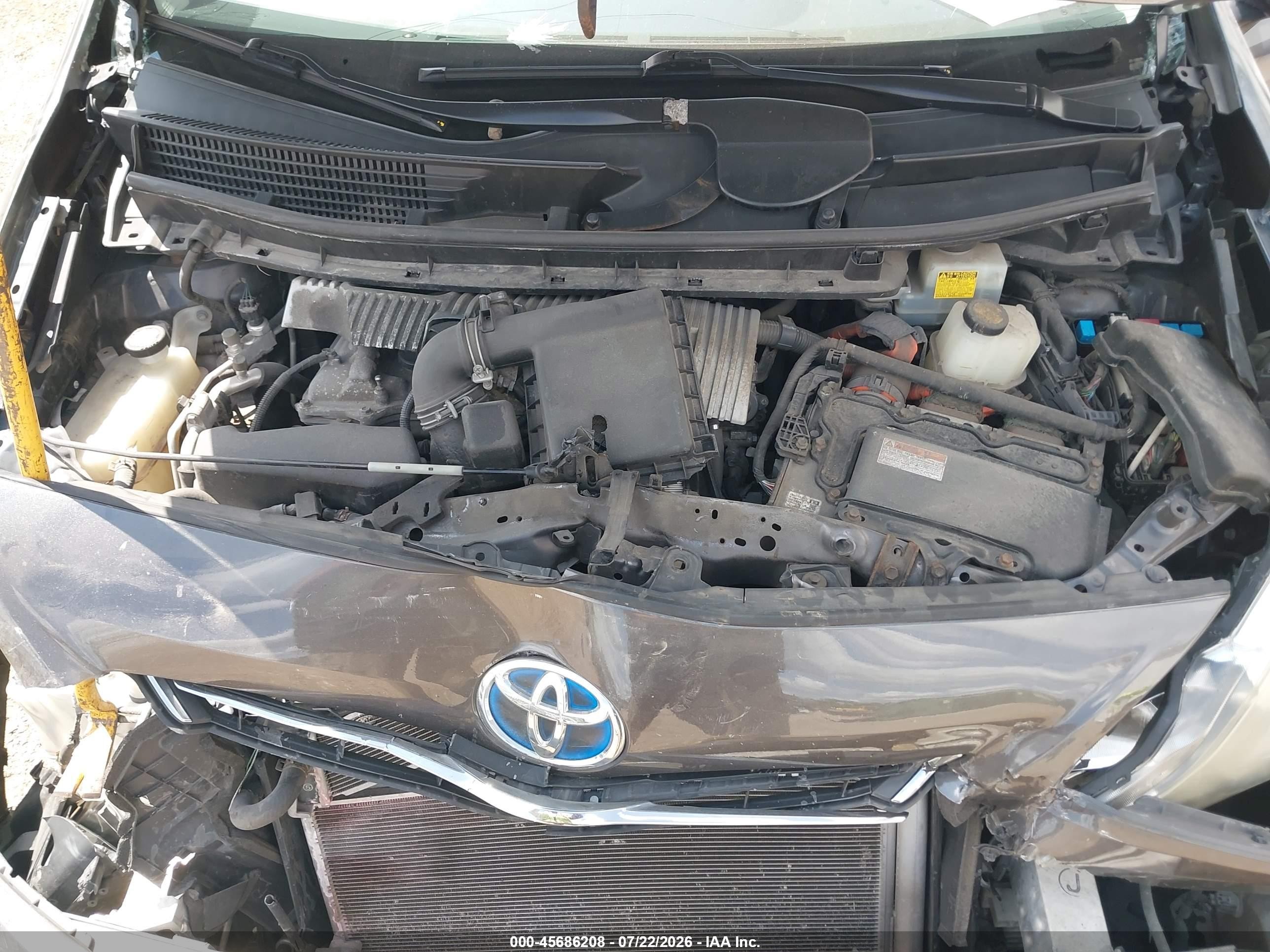 2013 Toyota Prius V Two Gray vin: JTDZN3EU4D3288177