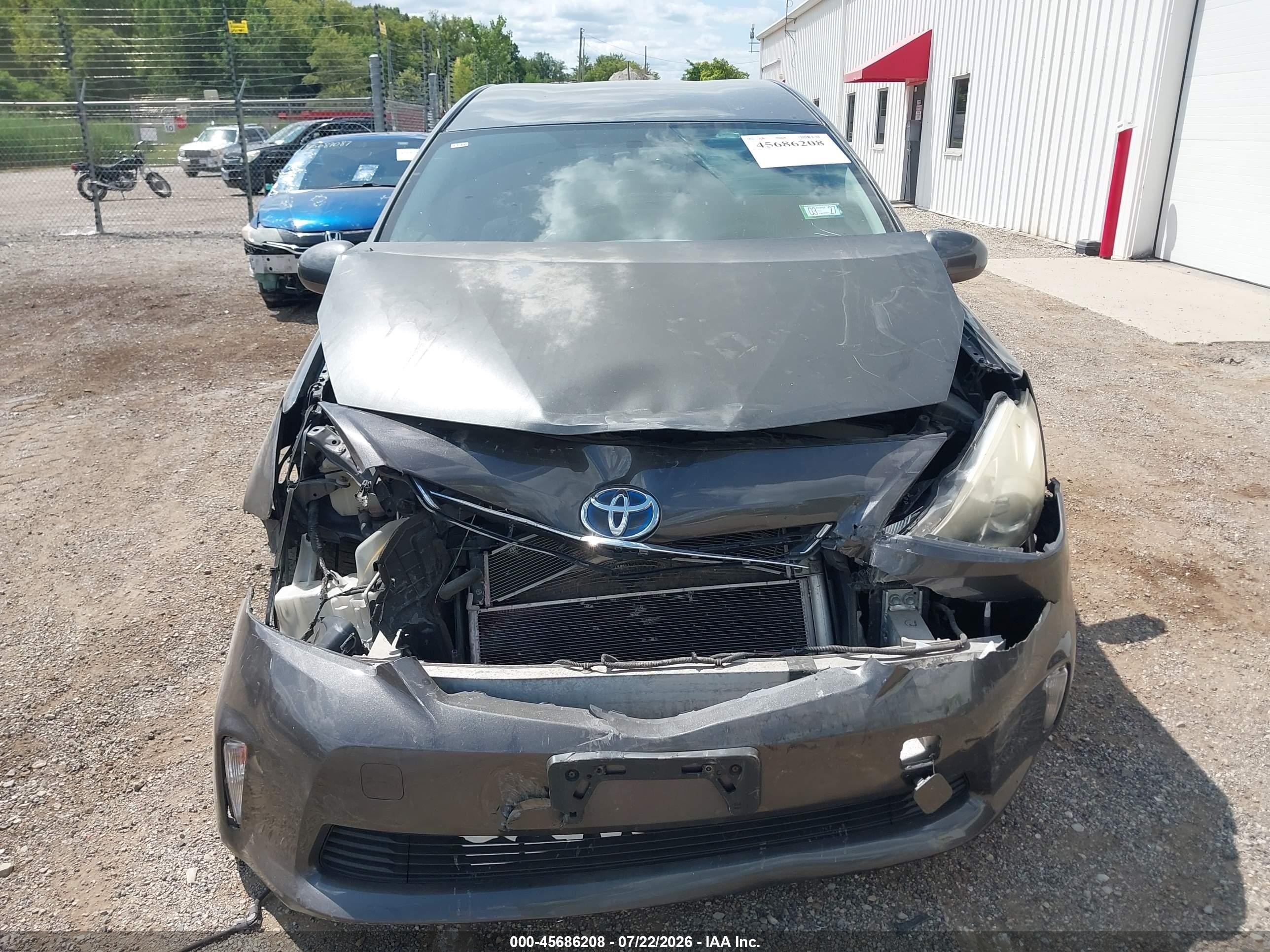 2013 Toyota Prius V Two Gray vin: JTDZN3EU4D3288177