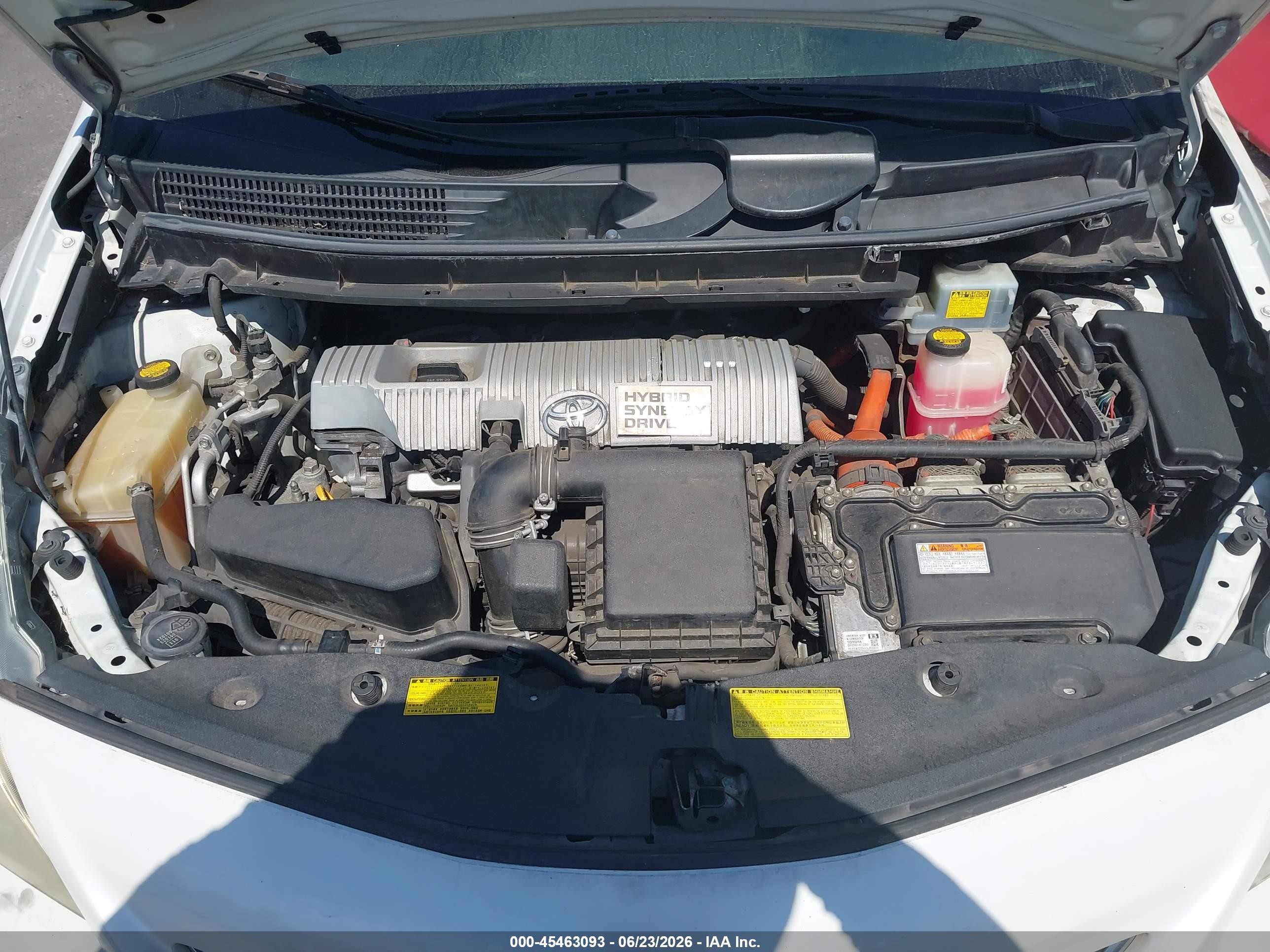 2014 Toyota Prius V Five White vin: JTDZN3EU4E3308963